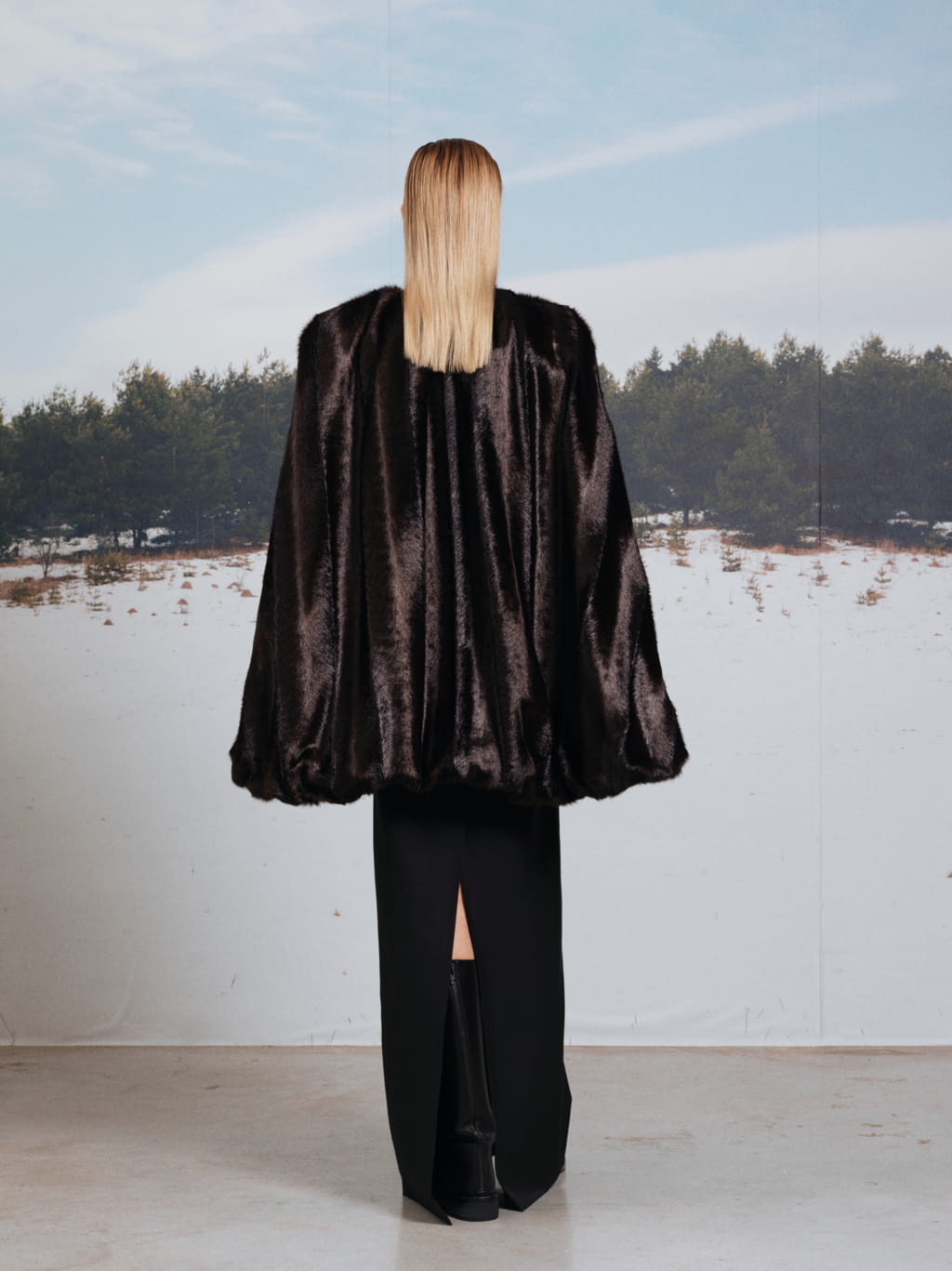 Fashion Week Paris Fall/Winter 2022 look 20 de la collection Olenich womenswear
