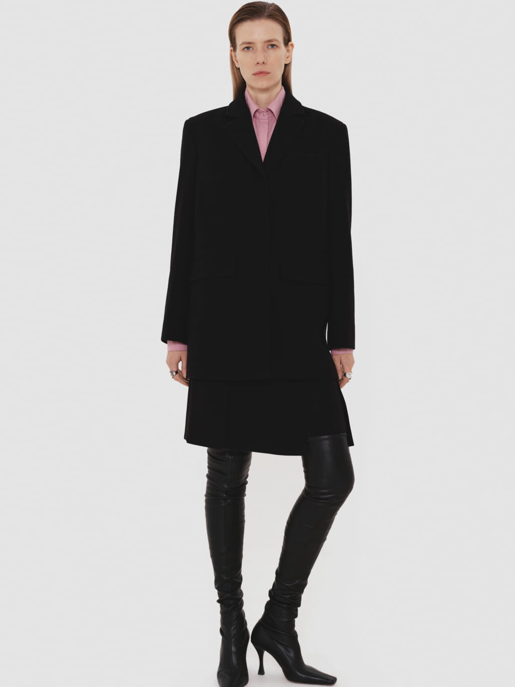Fashion Week Paris Fall/Winter 2022 look 25 from the Olenich collection womenswear