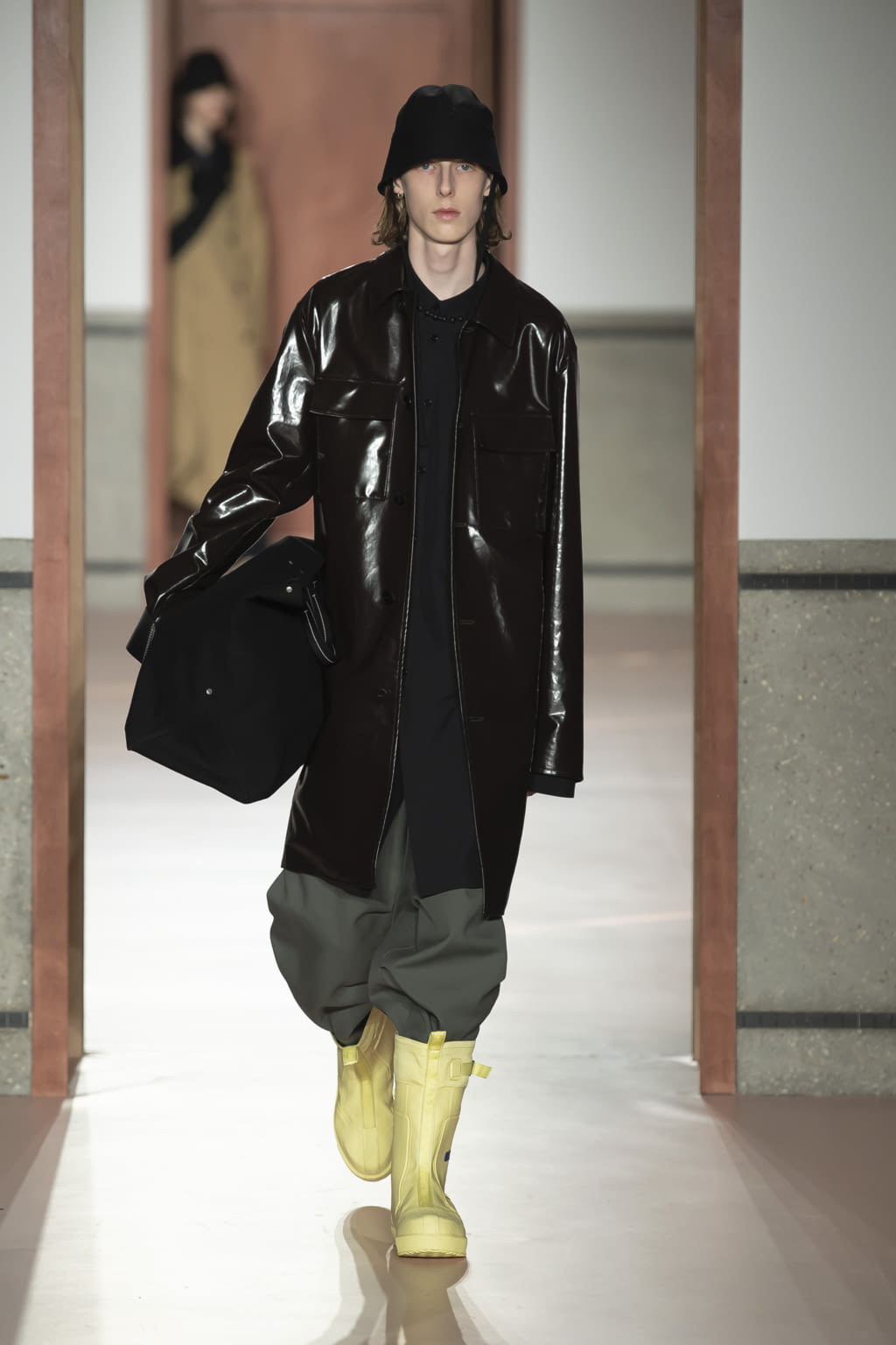 Fashion Week Paris Fall/Winter 2020 look 30 from the OAMC collection menswear
