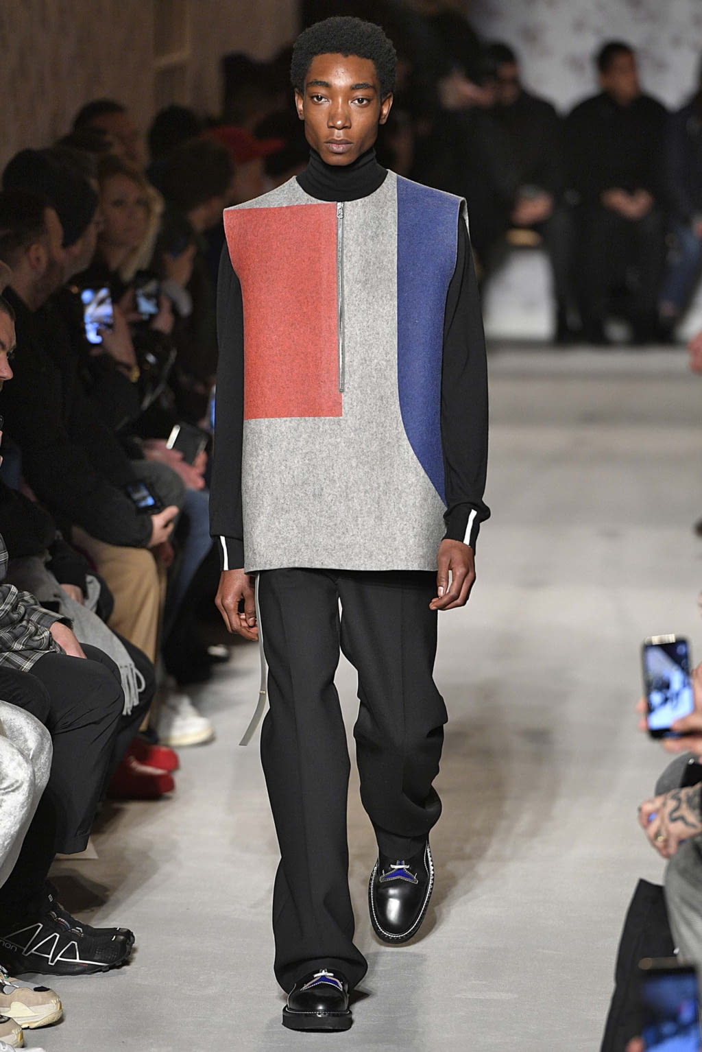 Fashion Week Paris Fall/Winter 2018 look 9 from the OAMC collection menswear