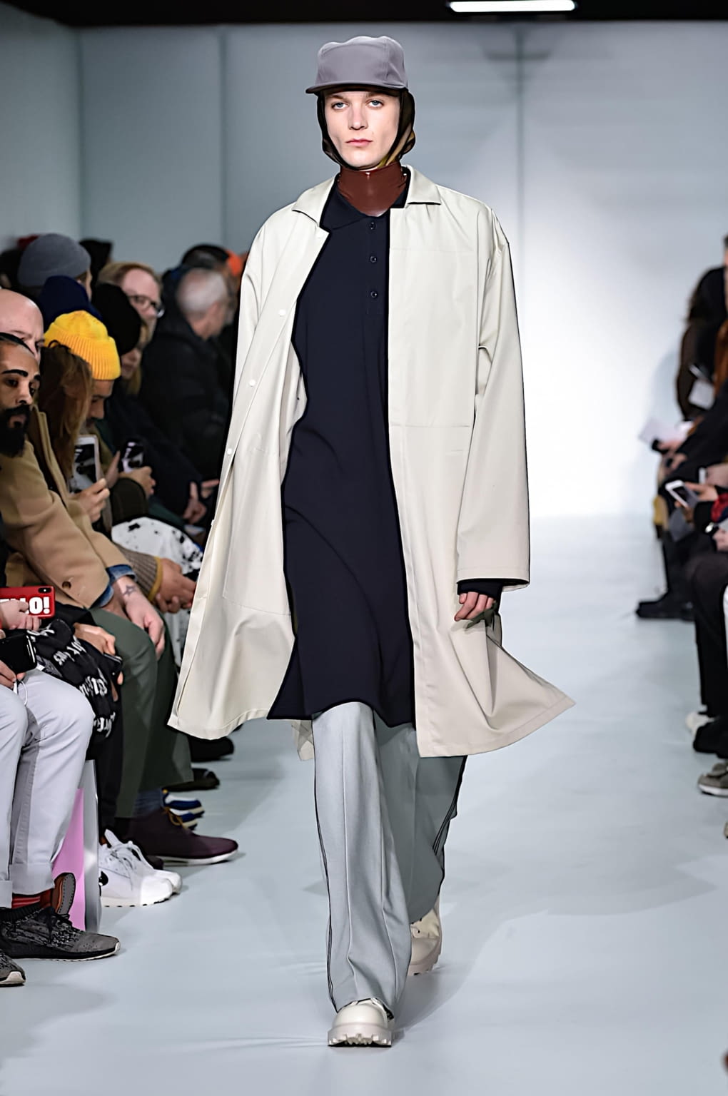 Fashion Week Paris Fall/Winter 2019 look 6 from the OAMC collection menswear