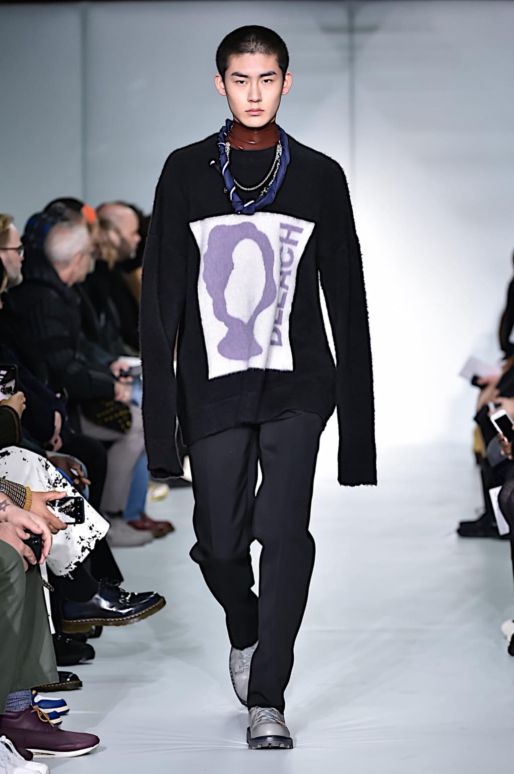 Fashion Week Paris Fall/Winter 2019 look 13 from the OAMC collection 男装