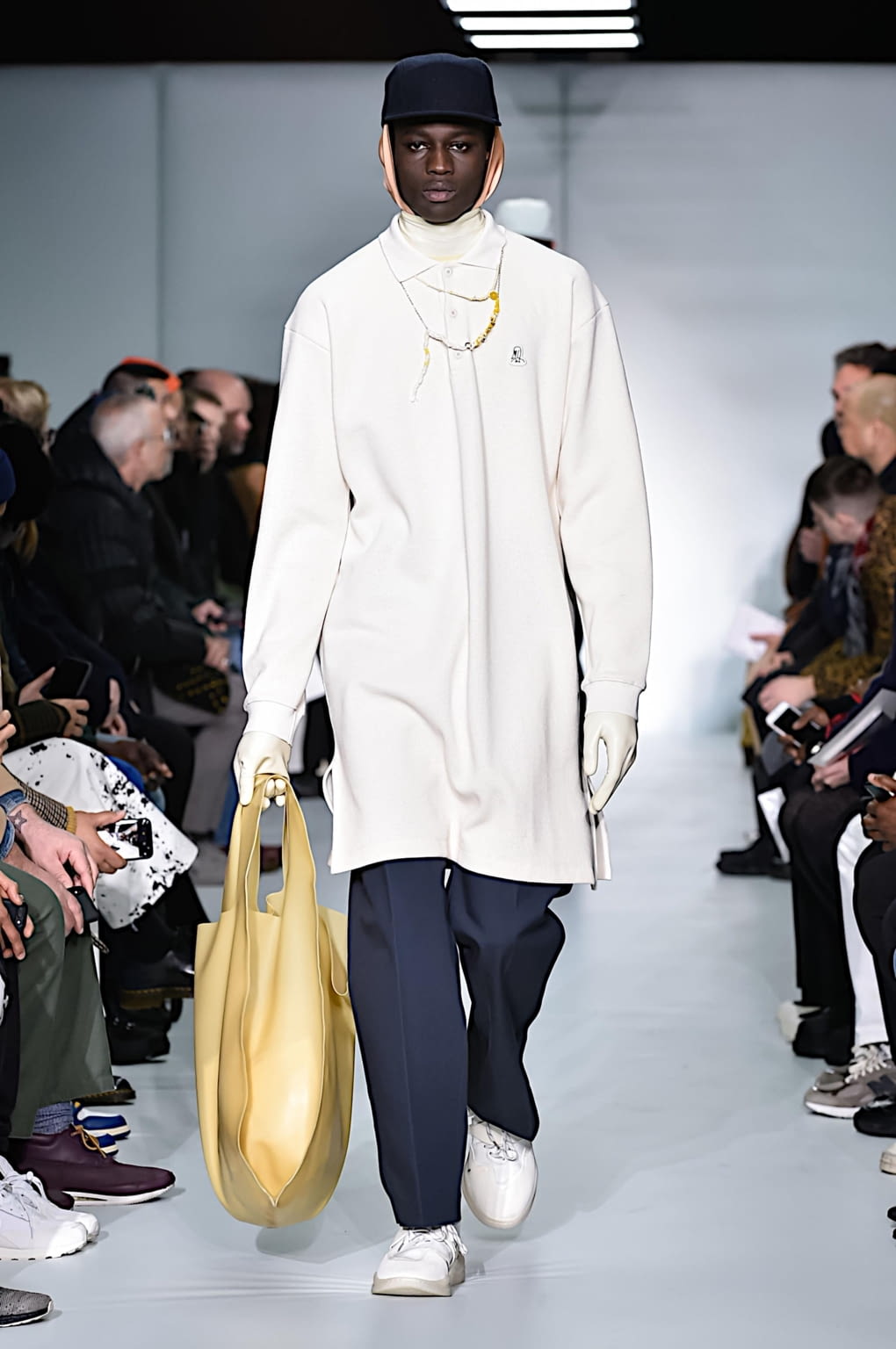 Fashion Week Paris Fall/Winter 2019 look 27 from the OAMC collection menswear