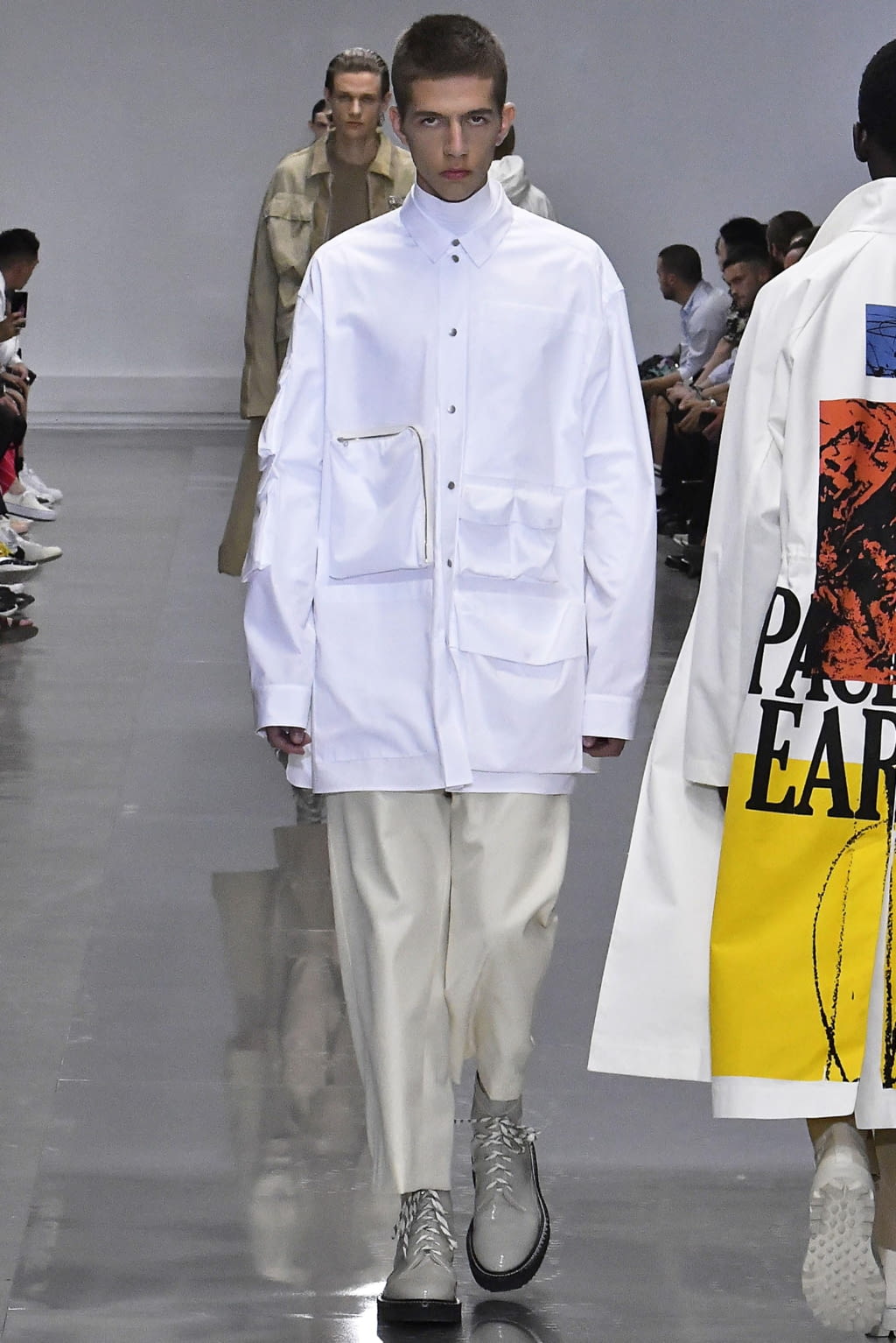 Fashion Week Paris Spring/Summer 2019 look 16 from the OAMC collection menswear