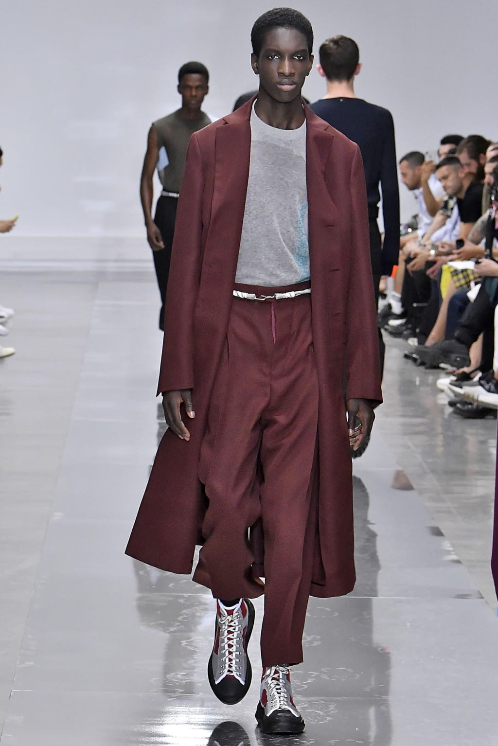 Fashion Week Paris Spring/Summer 2019 look 27 from the OAMC collection 男装