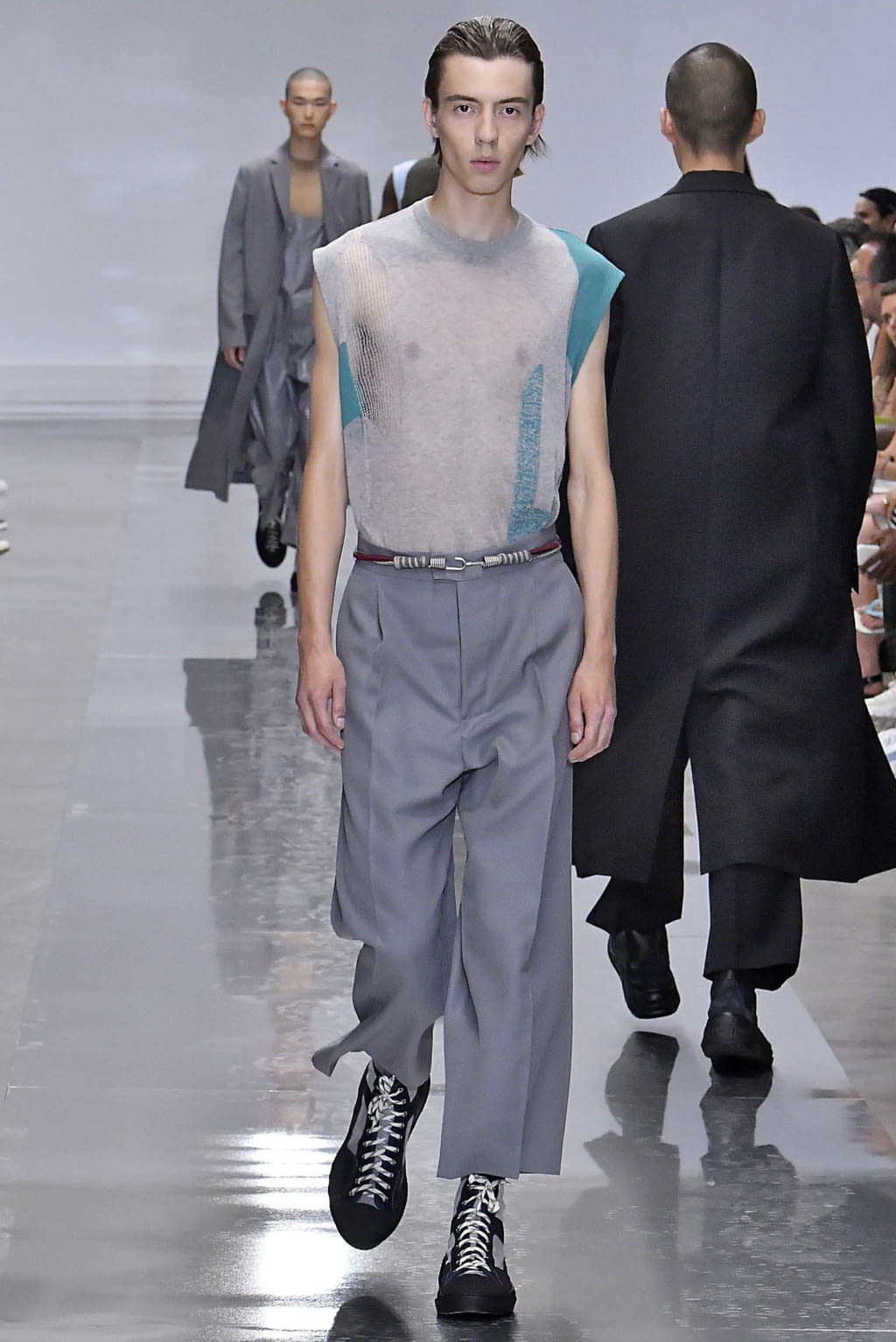 Fashion Week Paris Spring/Summer 2019 look 30 from the OAMC collection 男装