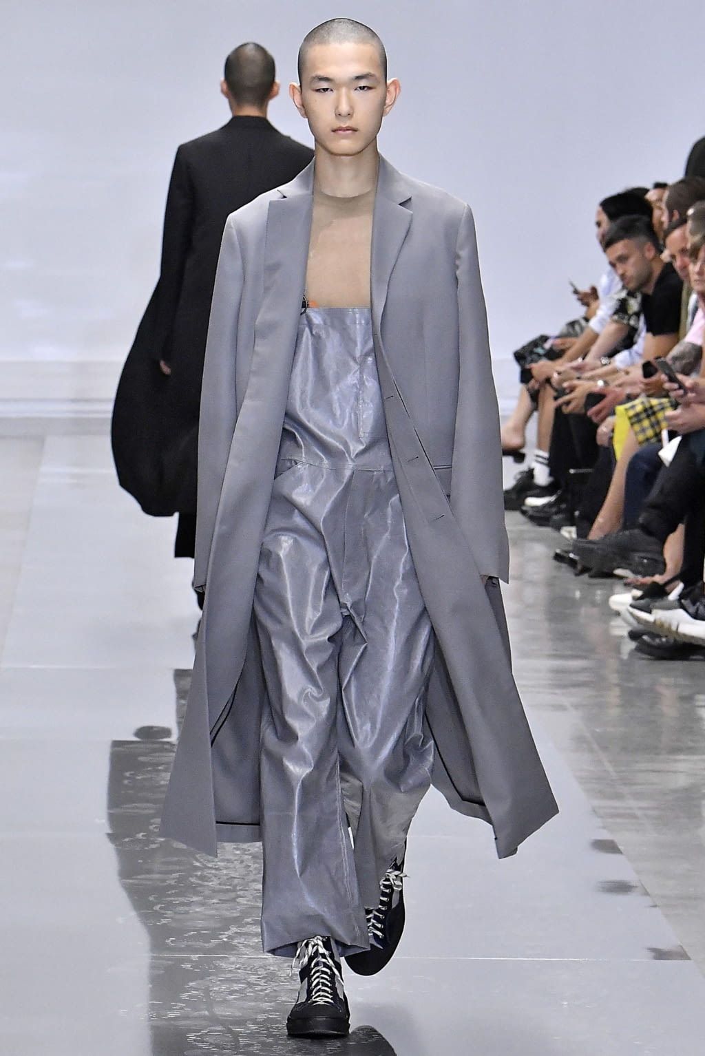 Fashion Week Paris Spring/Summer 2019 look 31 from the OAMC collection 男装