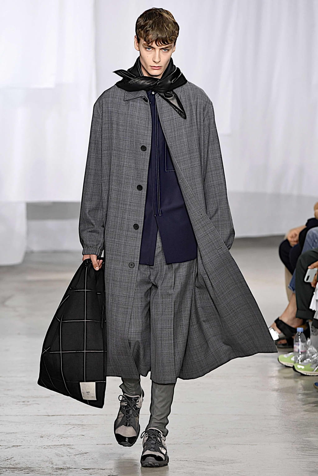 Fashion Week Paris Spring/Summer 2020 look 5 from the OAMC collection menswear