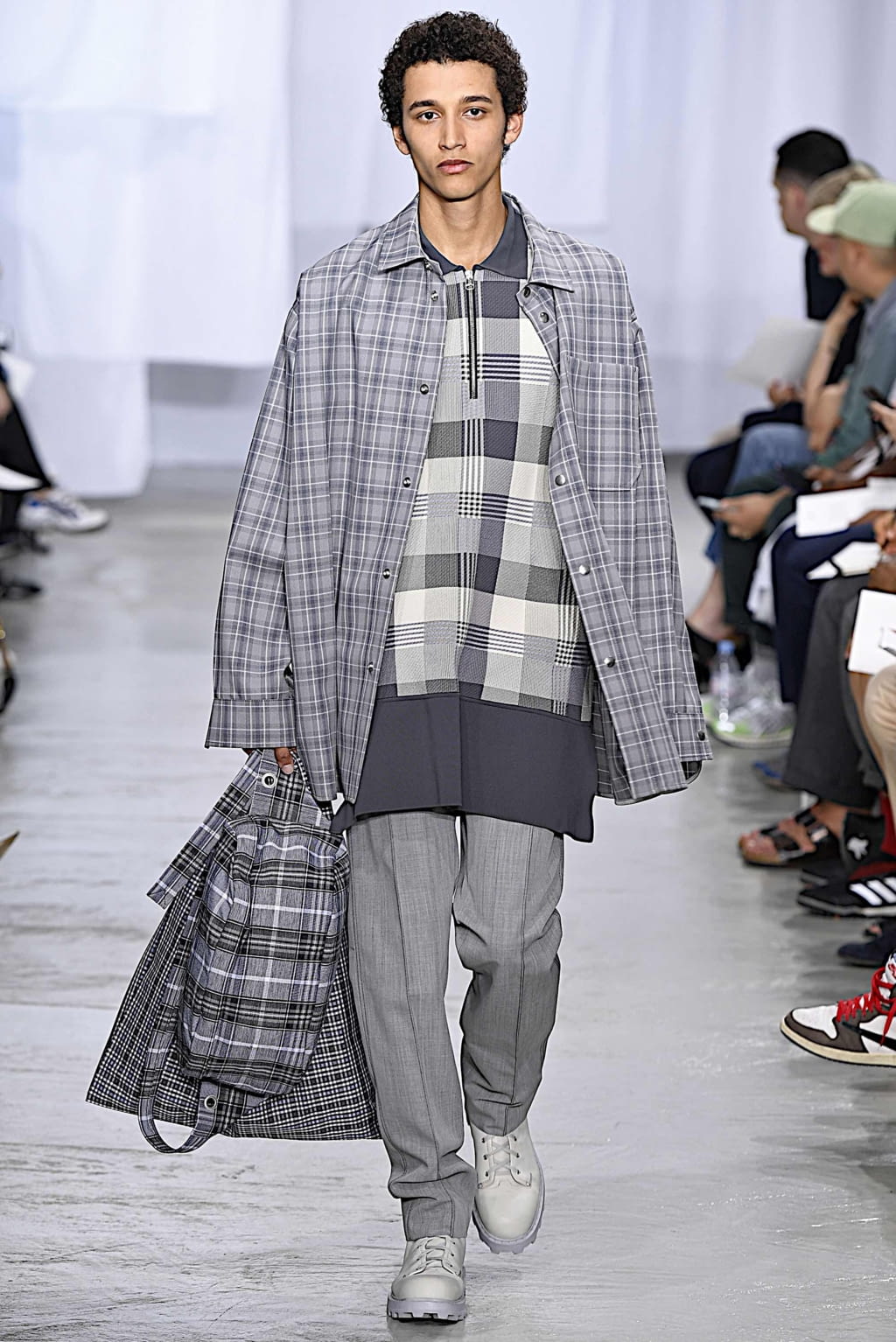 Fashion Week Paris Spring/Summer 2020 look 22 from the OAMC collection menswear