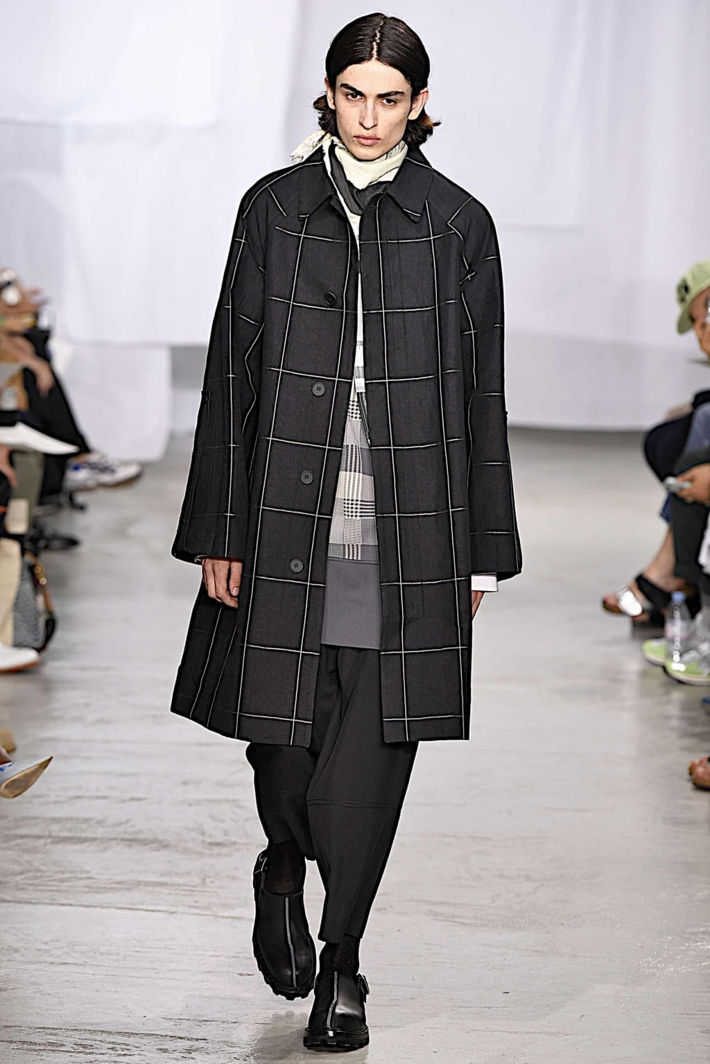 Fashion Week Paris Spring/Summer 2020 look 22 from the OAMC collection 男装