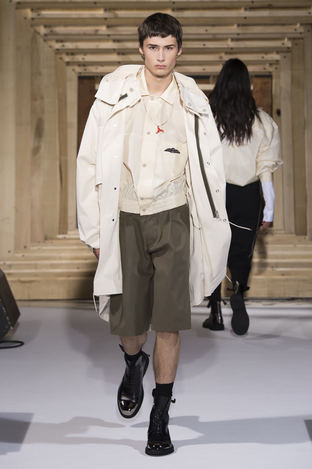 Fashion Week Paris Spring/Summer 2018 look 12 from the OAMC collection 男装