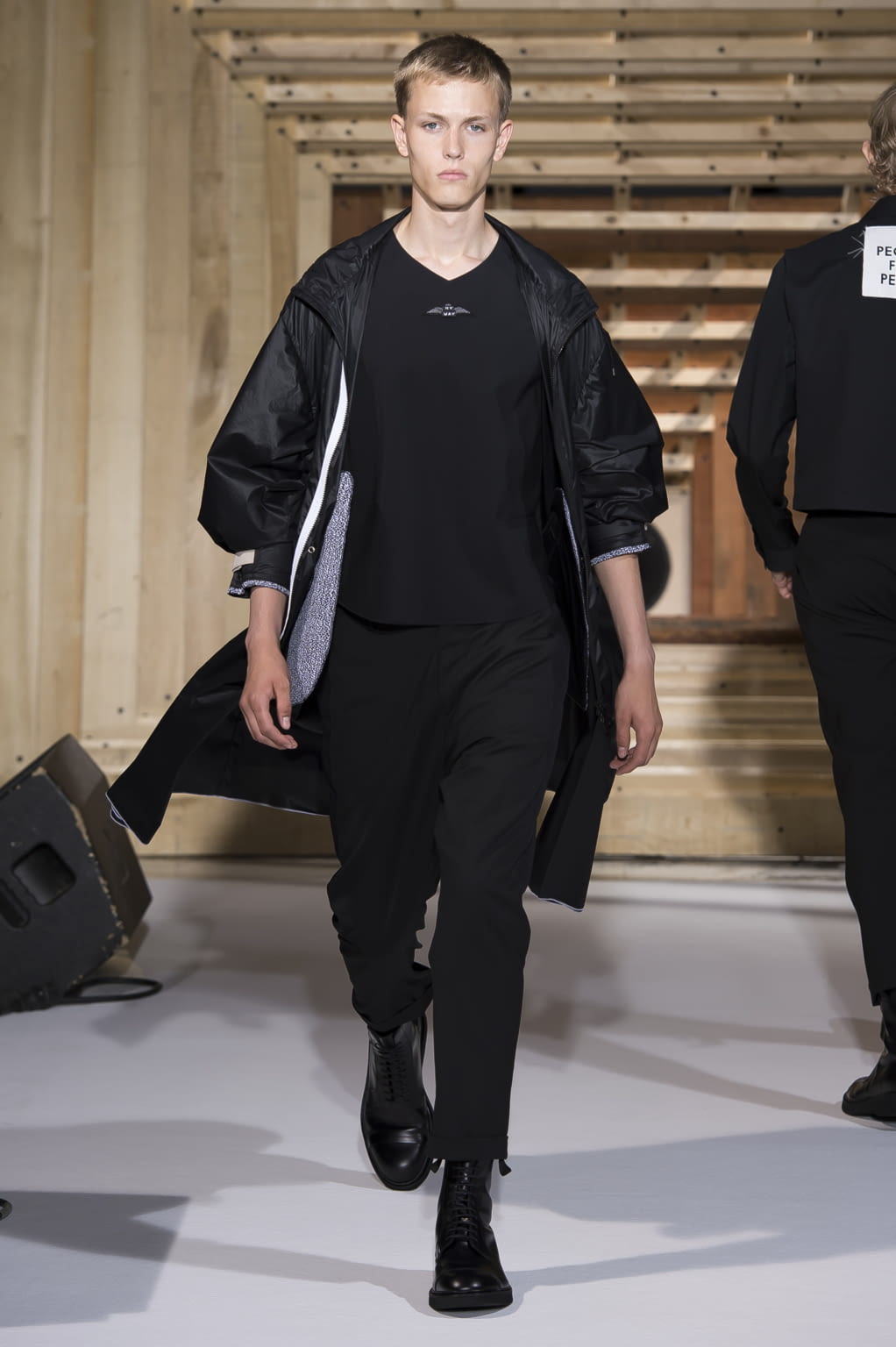 Fashion Week Paris Spring/Summer 2018 look 23 from the OAMC collection menswear