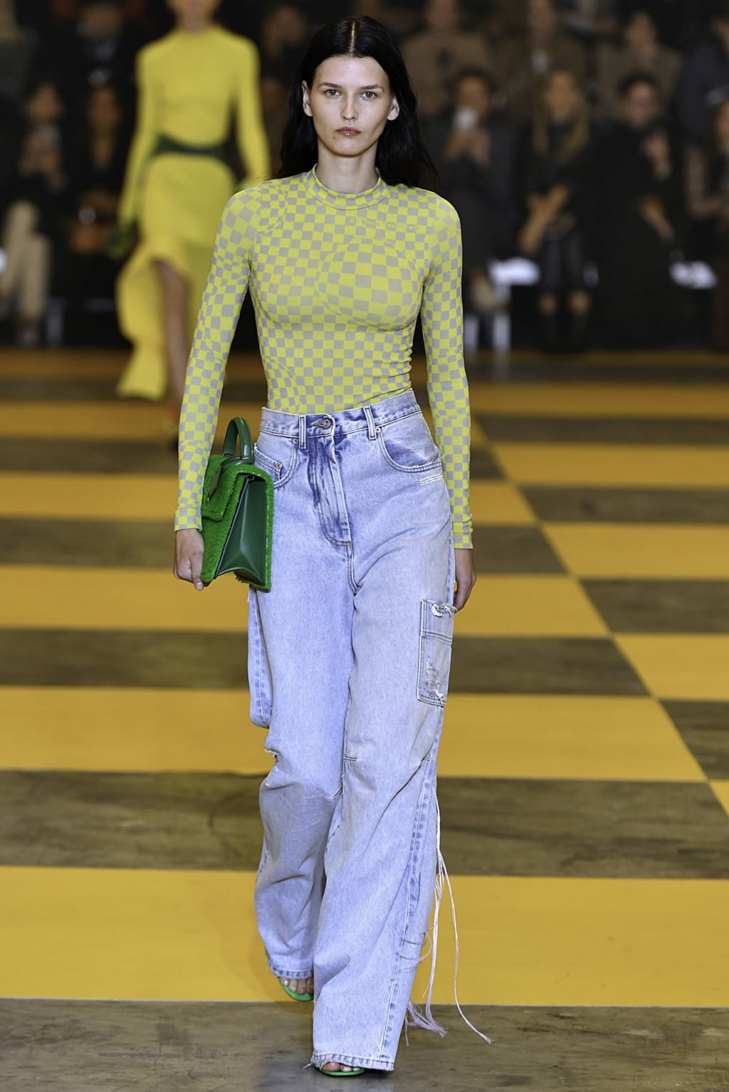 Fashion Week Paris Fall/Winter 2019 look 29 from the Off-White collection 女装