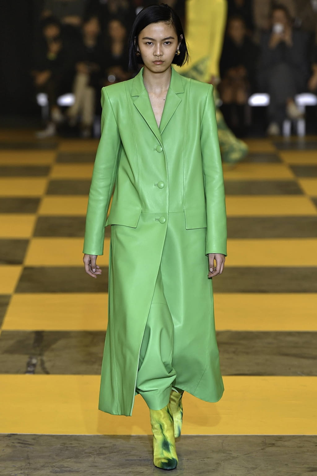 Fashion Week Paris Fall/Winter 2019 look 31 from the Off-White collection 女装