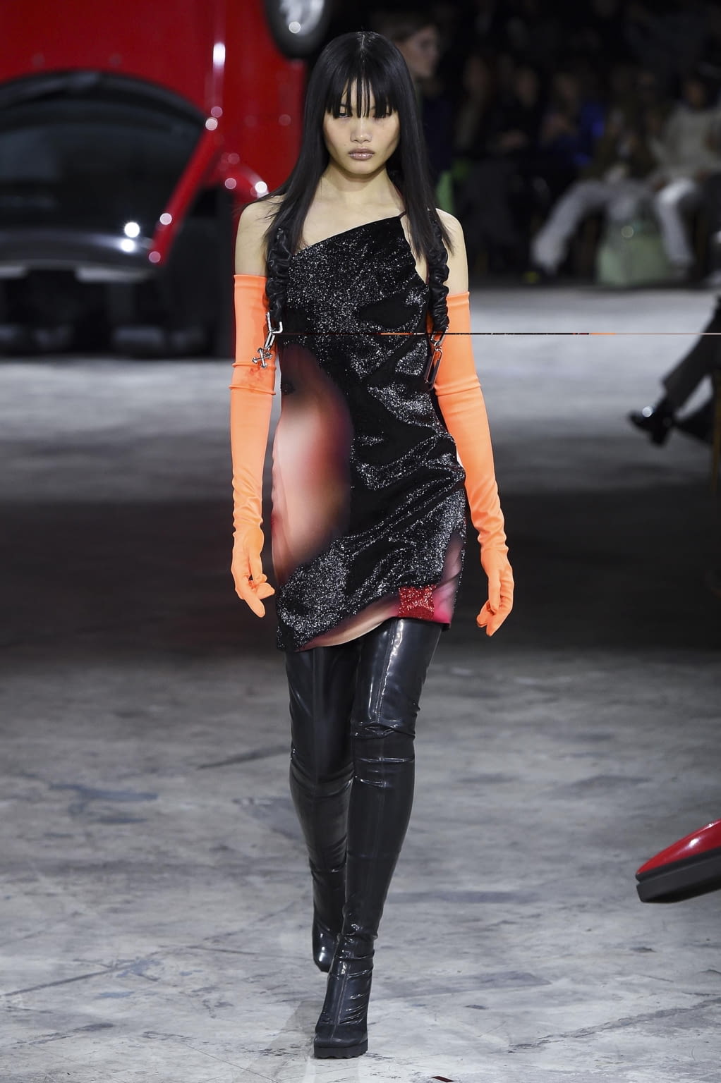 Fashion Week Paris Fall/Winter 2020 look 27 from the Off-White collection womenswear