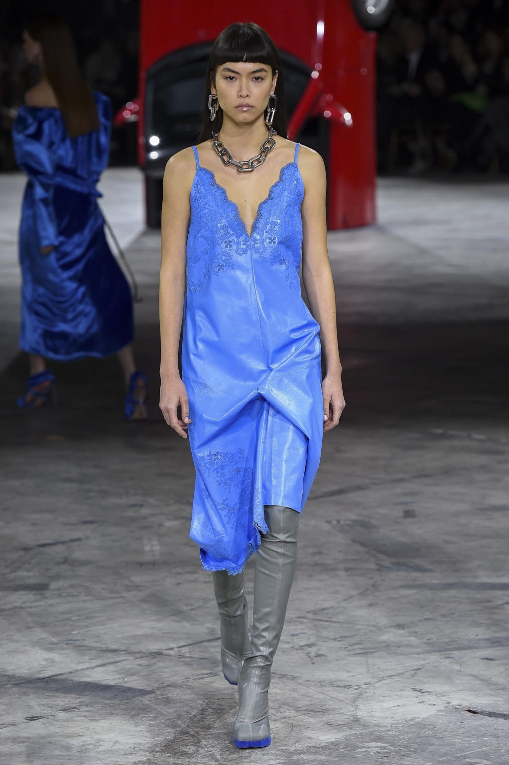 Fashion Week Paris Fall/Winter 2020 look 38 from the Off-White collection 女装