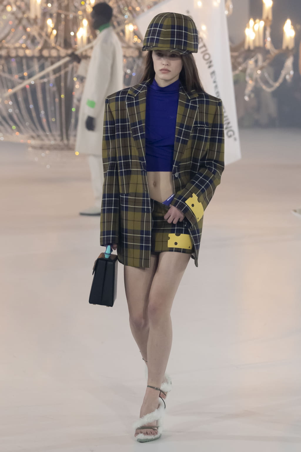 Fashion Week Paris Fall/Winter 2022 look 34 from the Off-White collection 女装