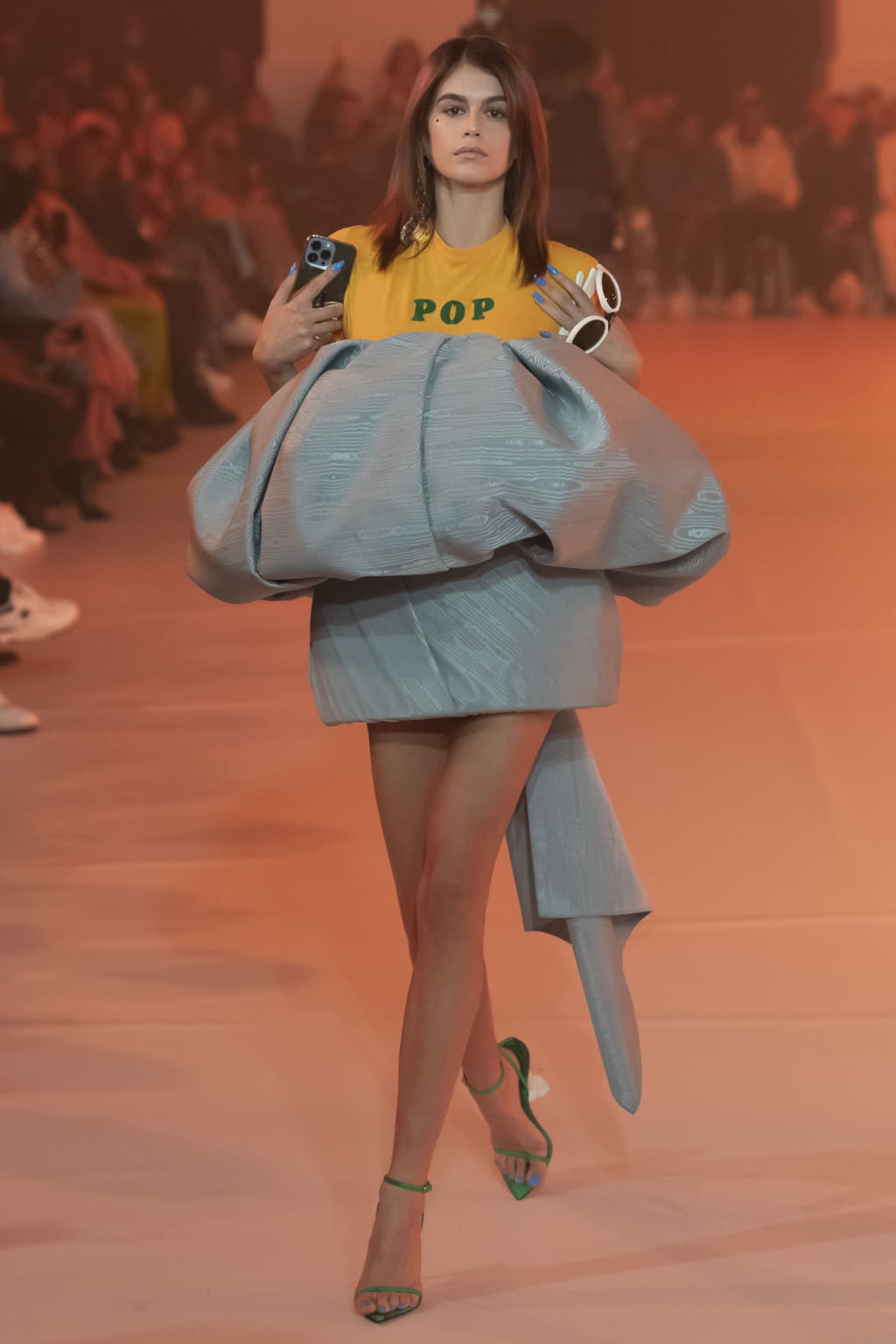 Fashion Week Paris Fall/Winter 2022 look 73 from the Off-White collection womenswear