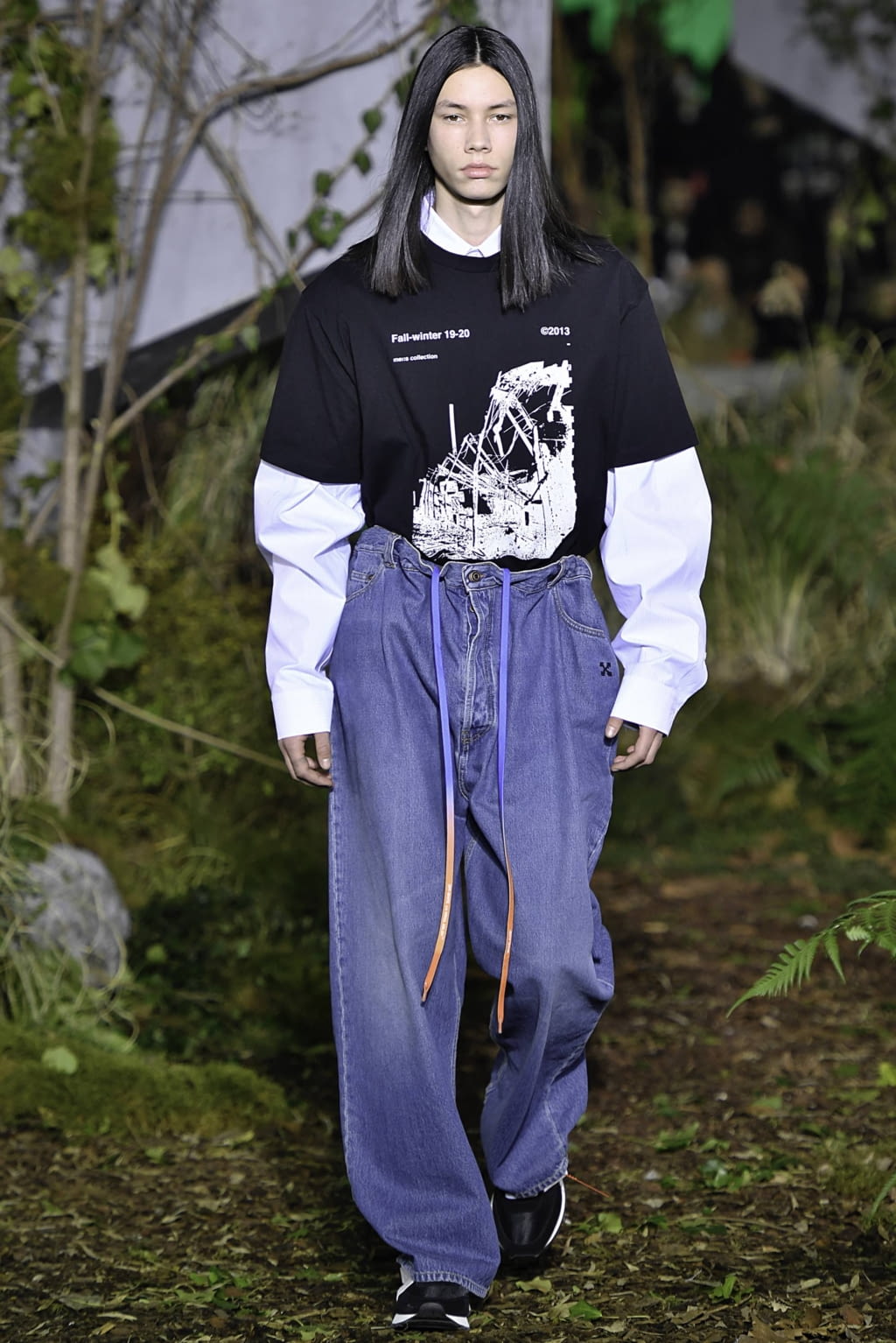 Fashion Week Paris Fall/Winter 2019 look 4 from the Off-White collection 男装