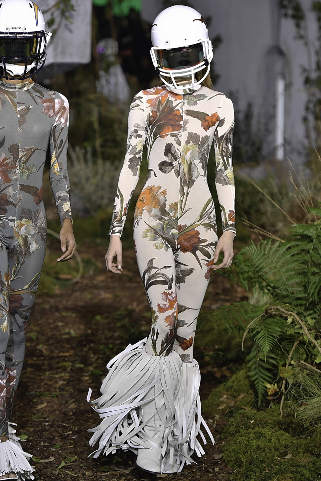 Fashion Week Paris Fall/Winter 2019 look 30 de la collection Off-White menswear