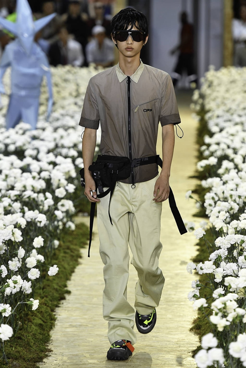 Fashion Week Paris Spring/Summer 2020 look 10 de la collection Off-White menswear