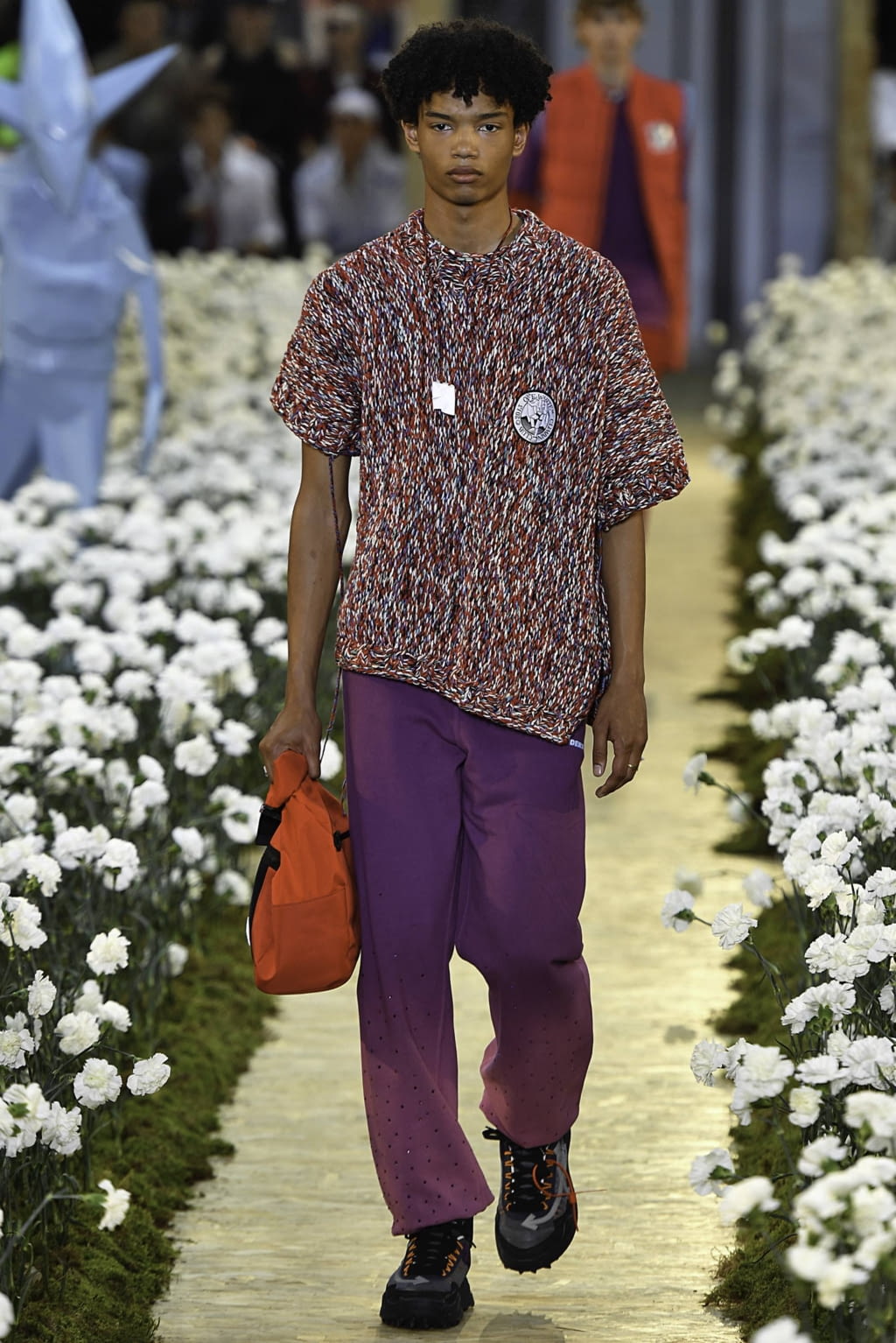Fashion Week Paris Spring/Summer 2020 look 33 from the Off-White collection menswear
