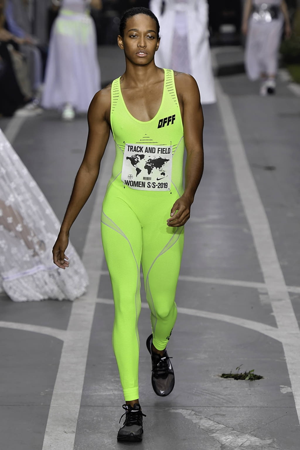 Fashion Week Paris Spring/Summer 2019 look 20 from the Off-White collection womenswear