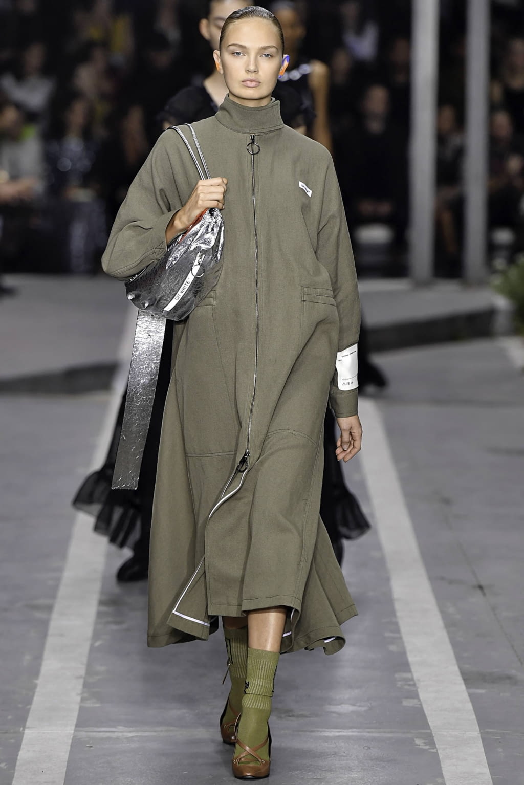 Fashion Week Paris Spring/Summer 2019 look 32 from the Off-White collection womenswear