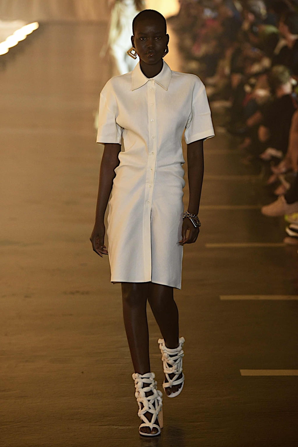 Fashion Week Paris Spring/Summer 2020 look 1 from the Off-White collection womenswear