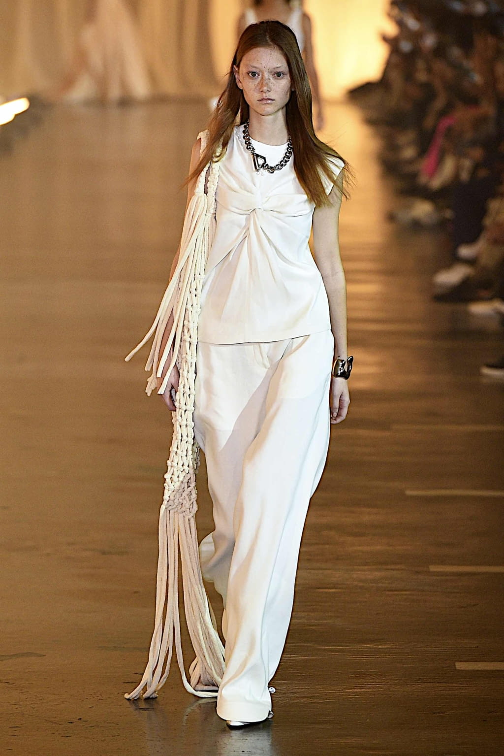Fashion Week Paris Spring/Summer 2020 look 2 from the Off-White collection womenswear