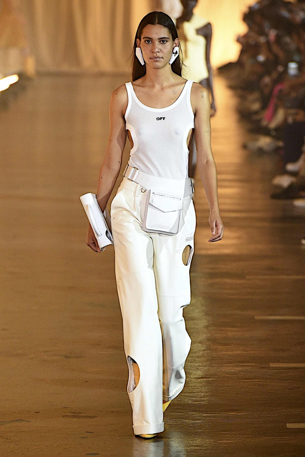 Fashion Week Paris Spring/Summer 2020 look 3 de la collection Off-White womenswear