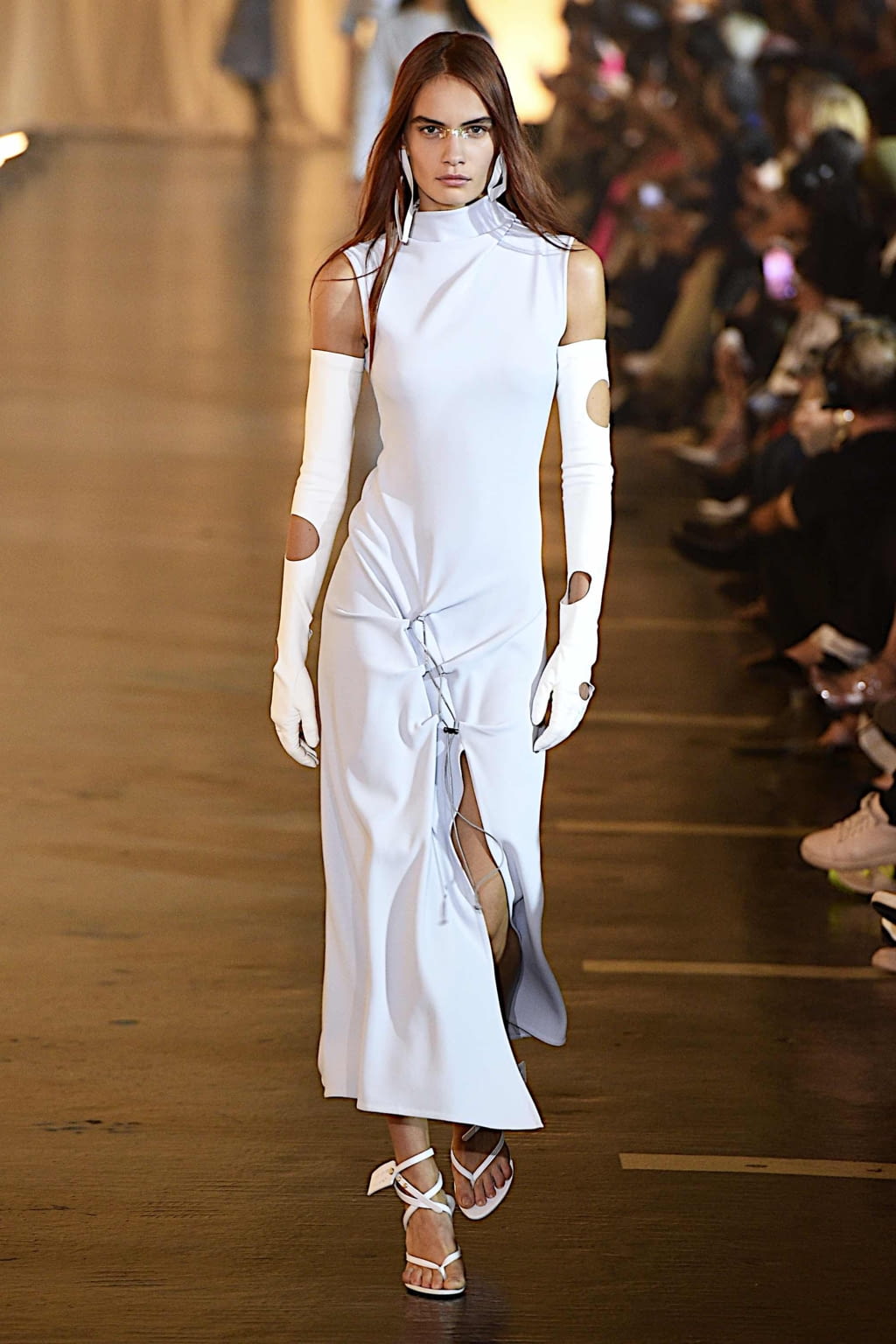 Fashion Week Paris Spring/Summer 2020 look 26 from the Off-White collection 女装