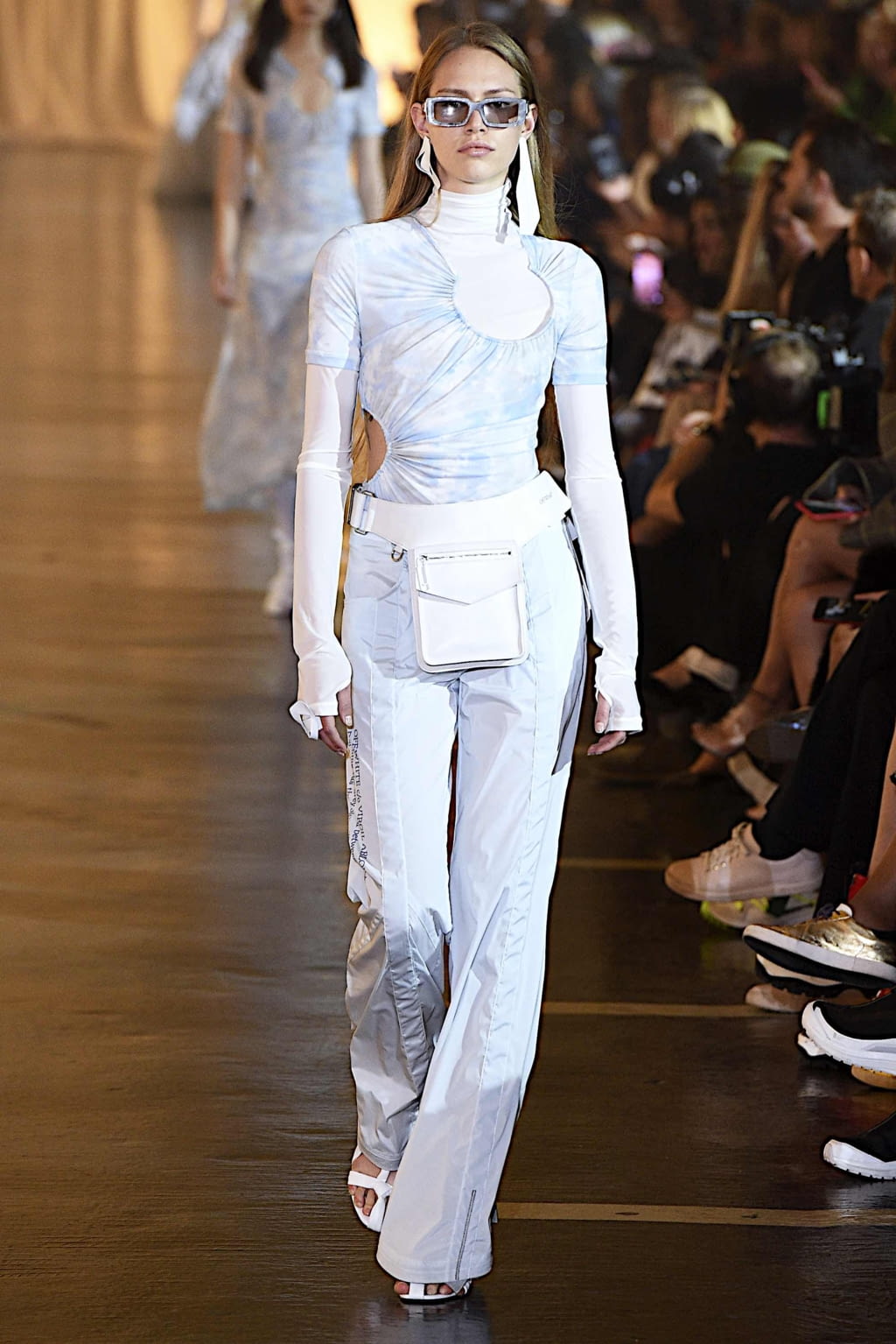 Fashion Week Paris Spring/Summer 2020 look 29 from the Off-White collection 女装