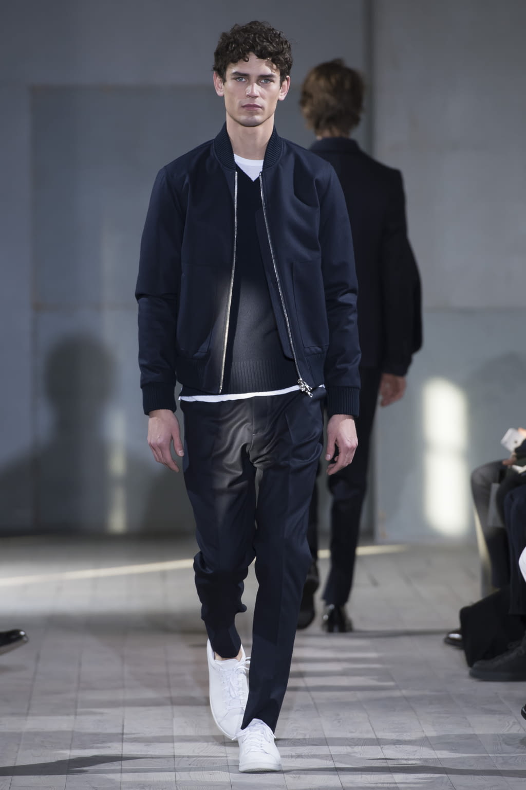 Fashion Week Paris Fall/Winter 2017 look 18 from the Officine Générale collection 男装