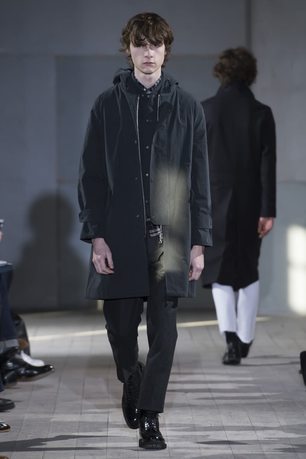 Fashion Week Paris Fall/Winter 2017 look 25 from the Officine Générale collection menswear