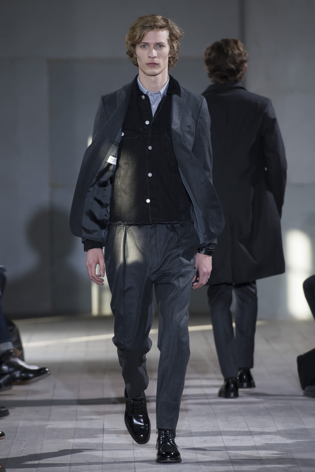 Fashion Week Paris Fall/Winter 2017 look 28 from the Officine Générale collection menswear