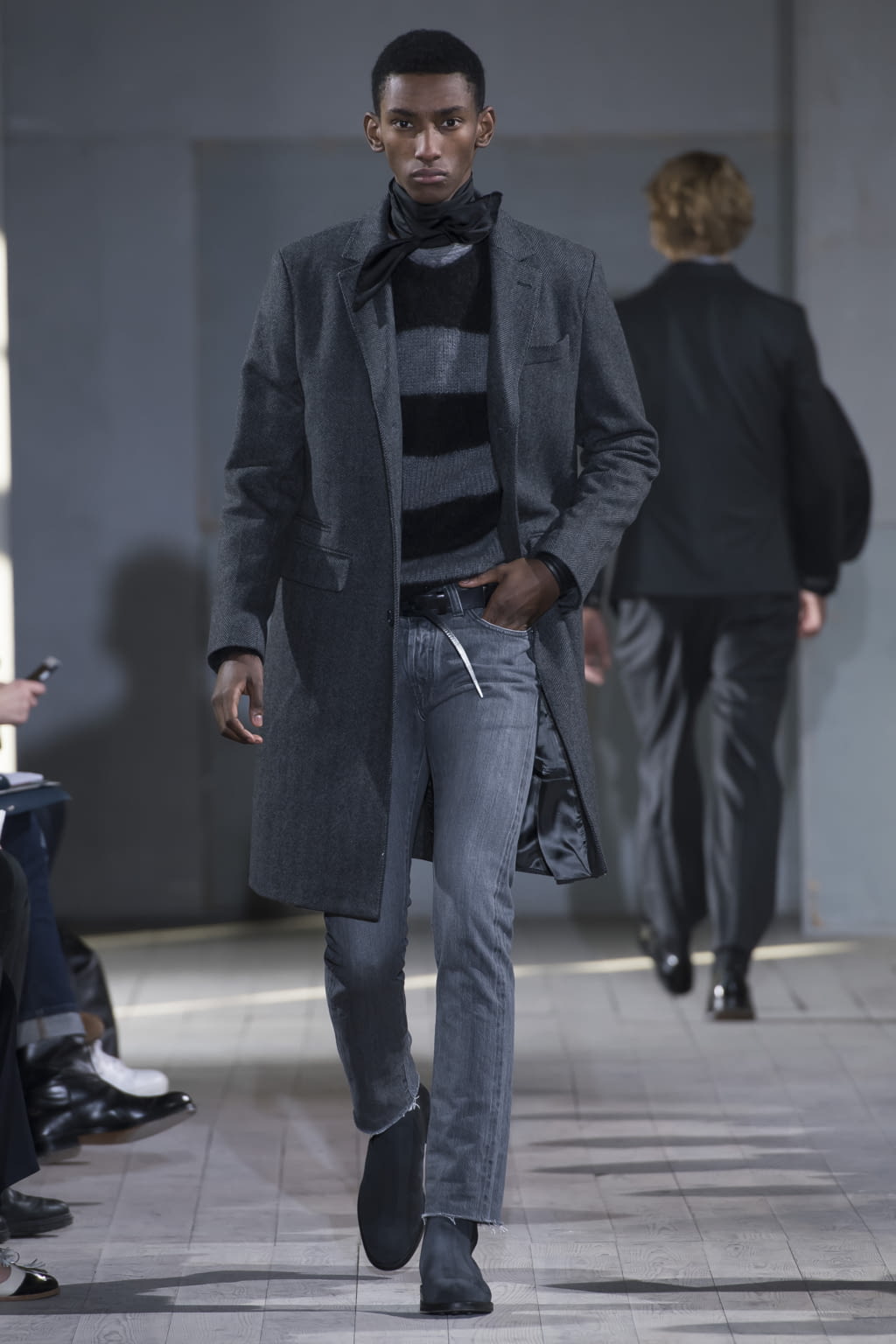 Fashion Week Paris Fall/Winter 2017 look 30 from the Officine Générale collection menswear