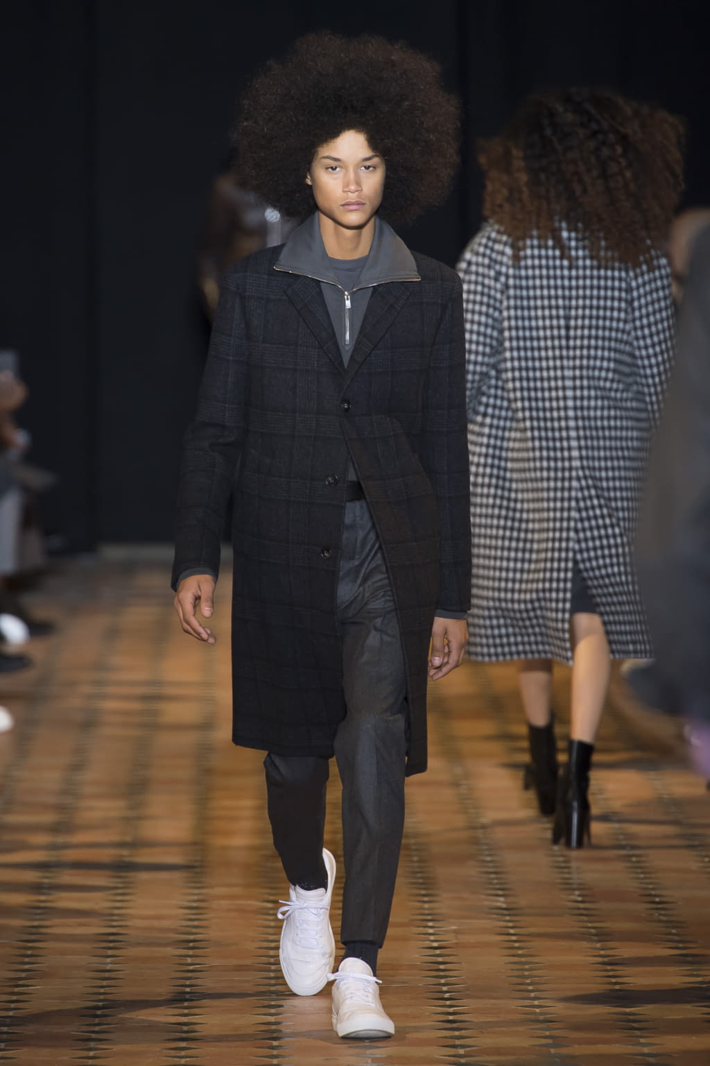 Fashion Week Paris Fall/Winter 2018 look 11 from the Officine Générale collection menswear