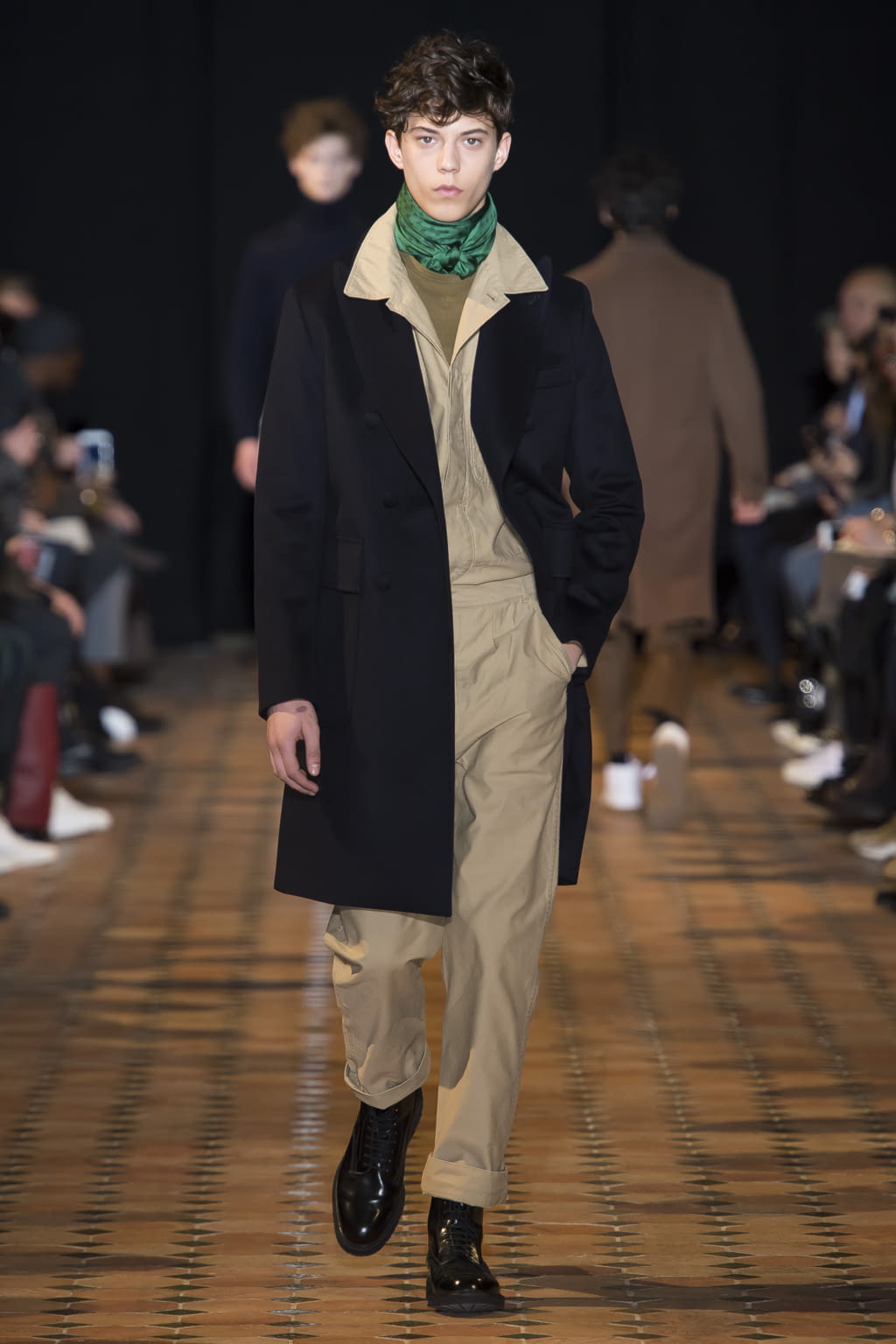 Fashion Week Paris Fall/Winter 2018 look 24 from the Officine Générale collection menswear