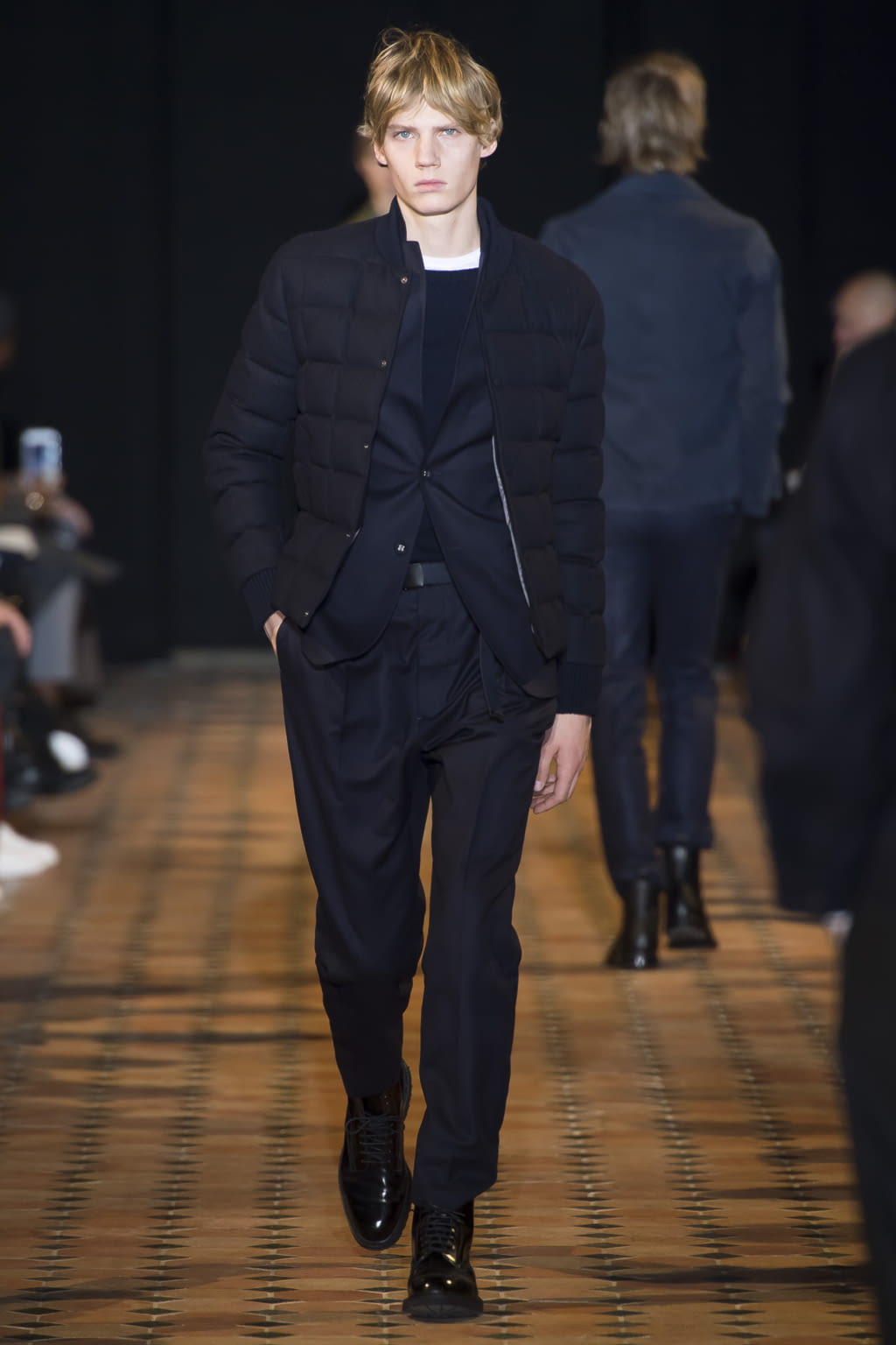 Fashion Week Paris Fall/Winter 2018 look 31 from the Officine Générale collection 男装