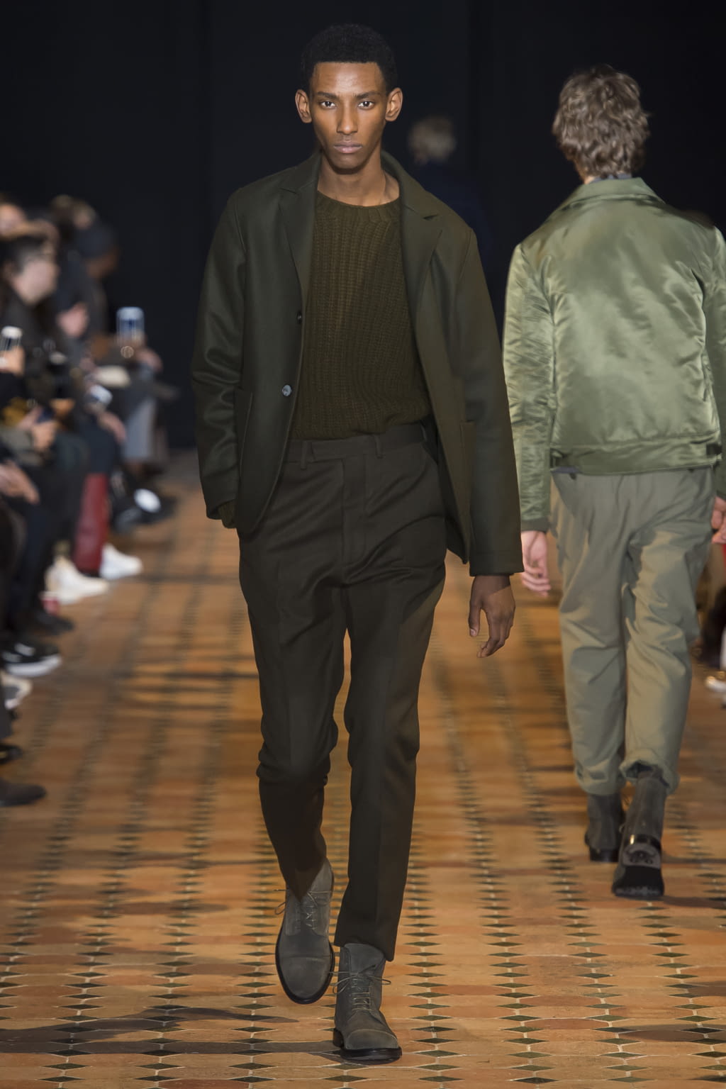 Fashion Week Paris Fall/Winter 2018 look 33 from the Officine Générale collection menswear