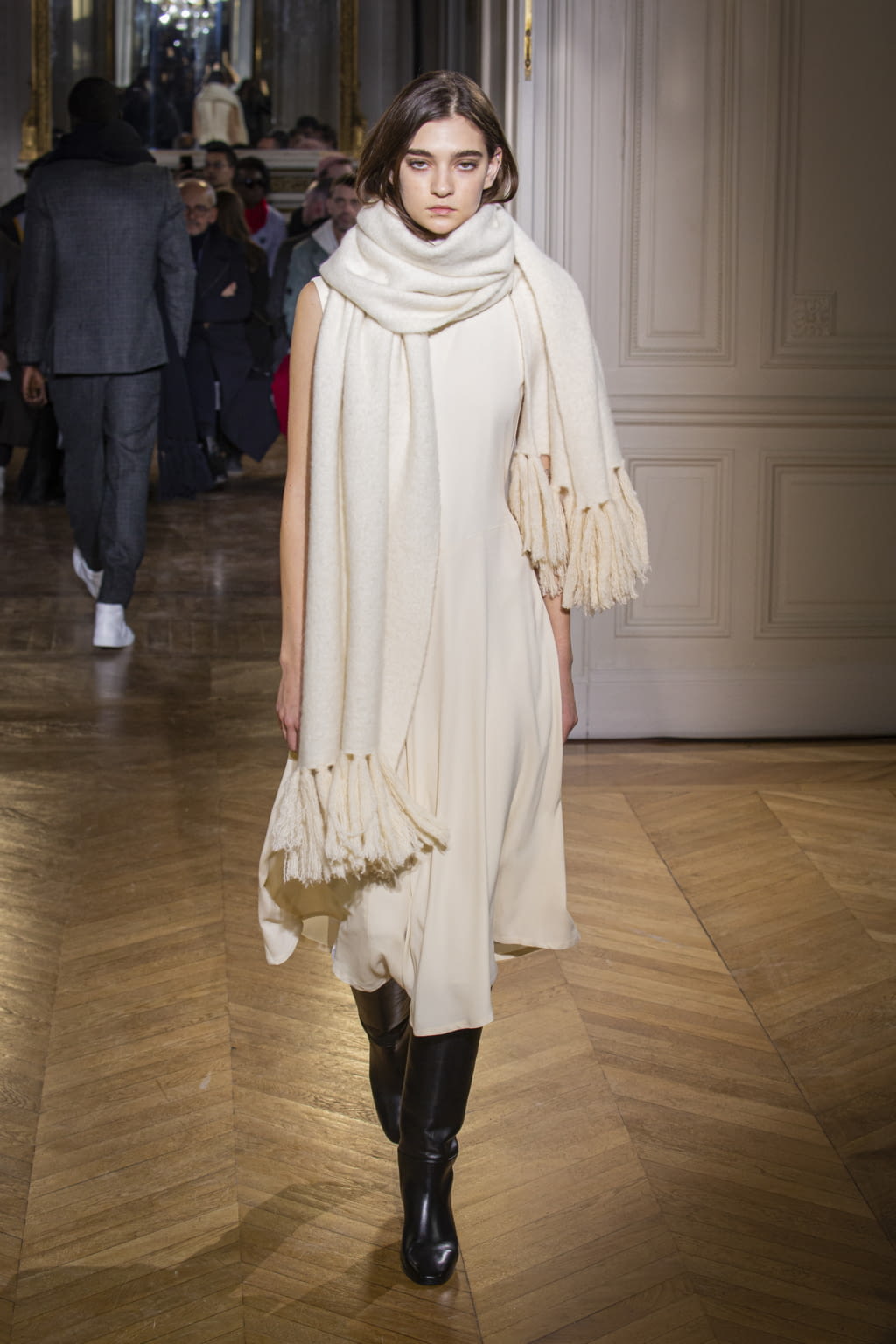Fashion Week Paris Fall/Winter 2020 look 6 de la collection Officine Générale menswear