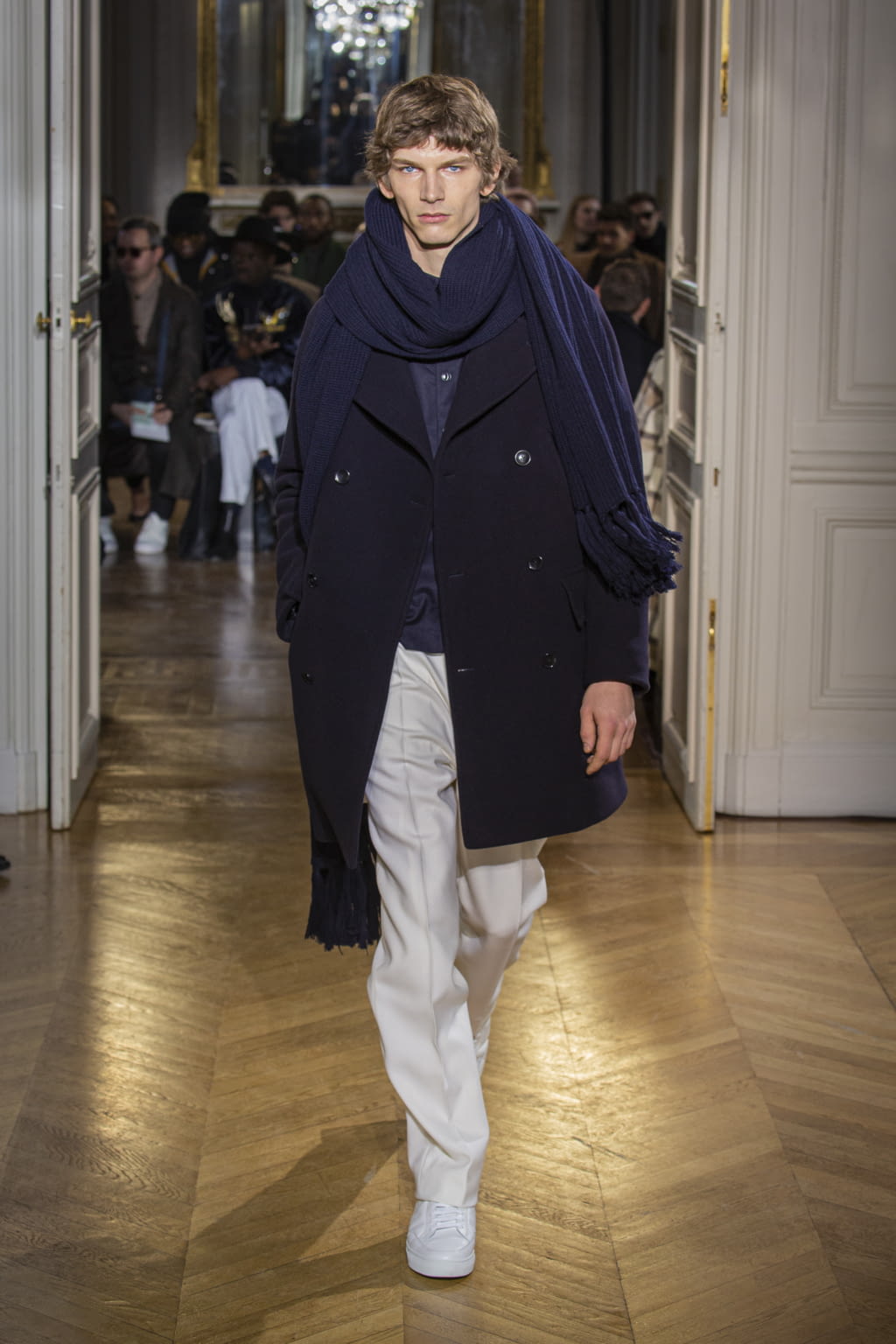 Fashion Week Paris Fall/Winter 2020 look 14 from the Officine Générale collection 男装