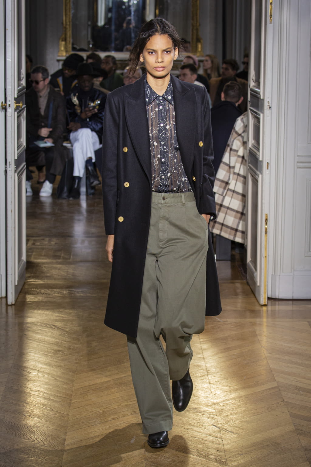 Fashion Week Paris Fall/Winter 2020 look 34 from the Officine Générale collection 男装