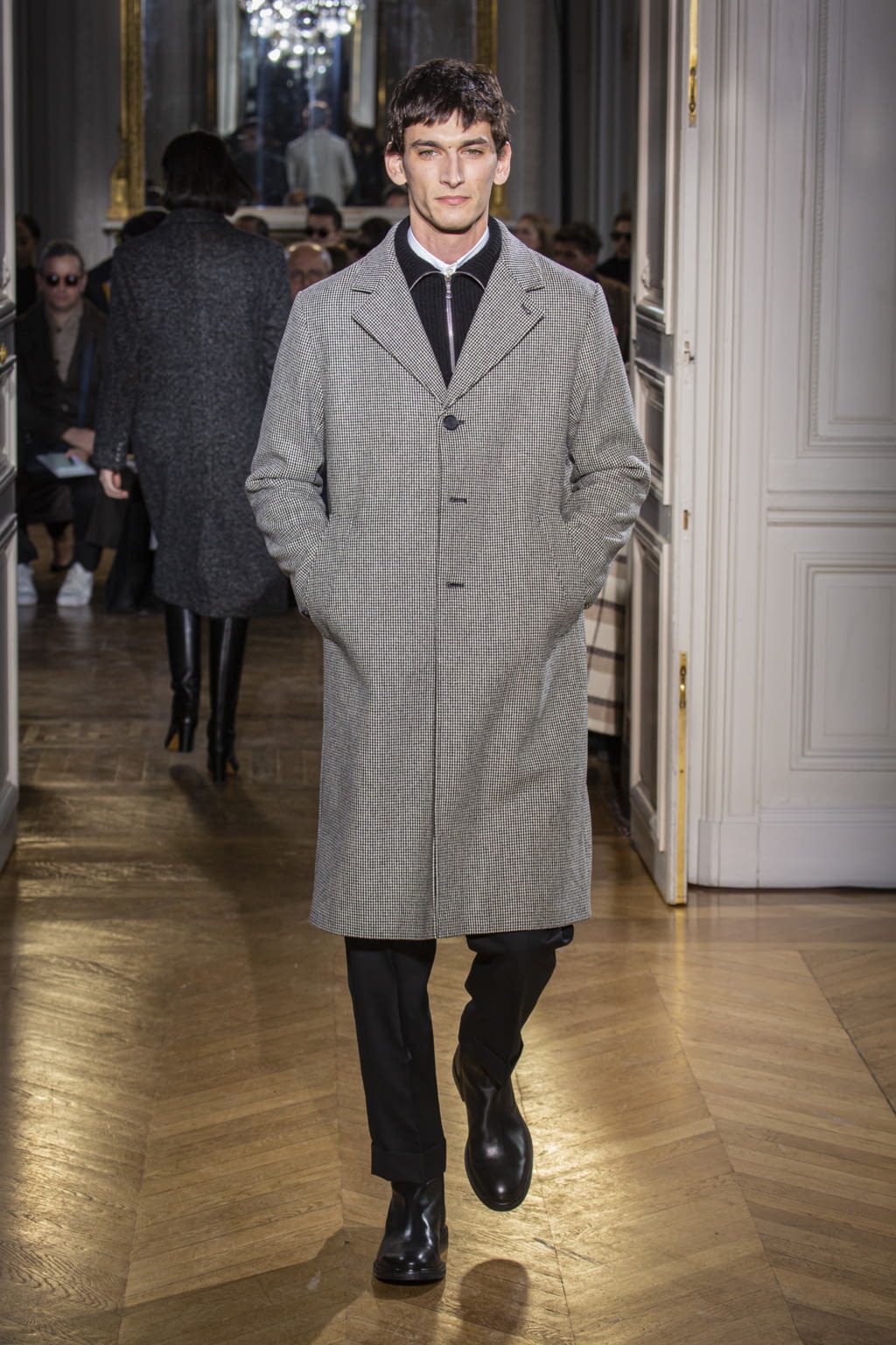 Fashion Week Paris Fall/Winter 2020 look 41 from the Officine Générale collection menswear