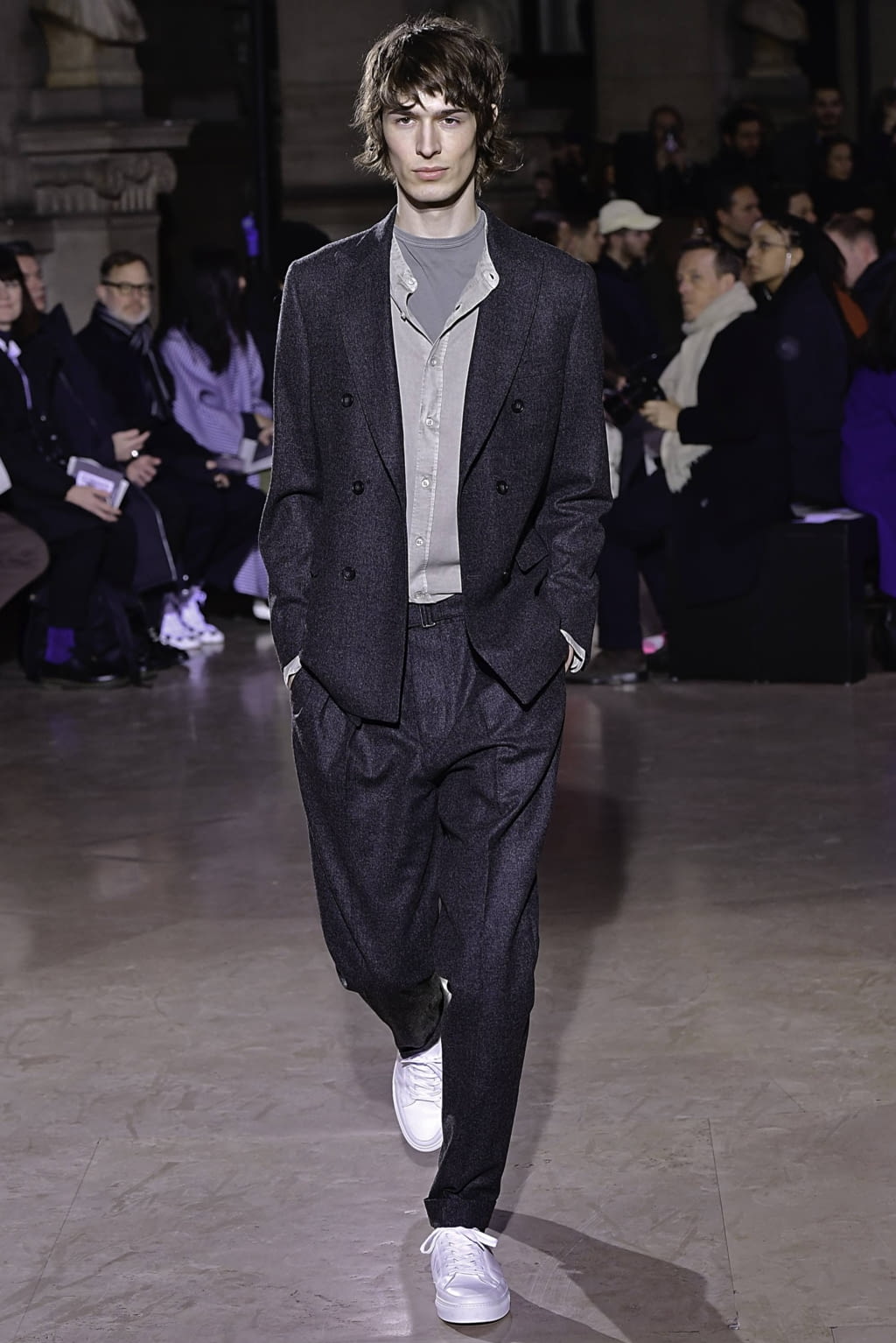 Fashion Week Paris Fall/Winter 2019 look 4 from the Officine Générale collection menswear