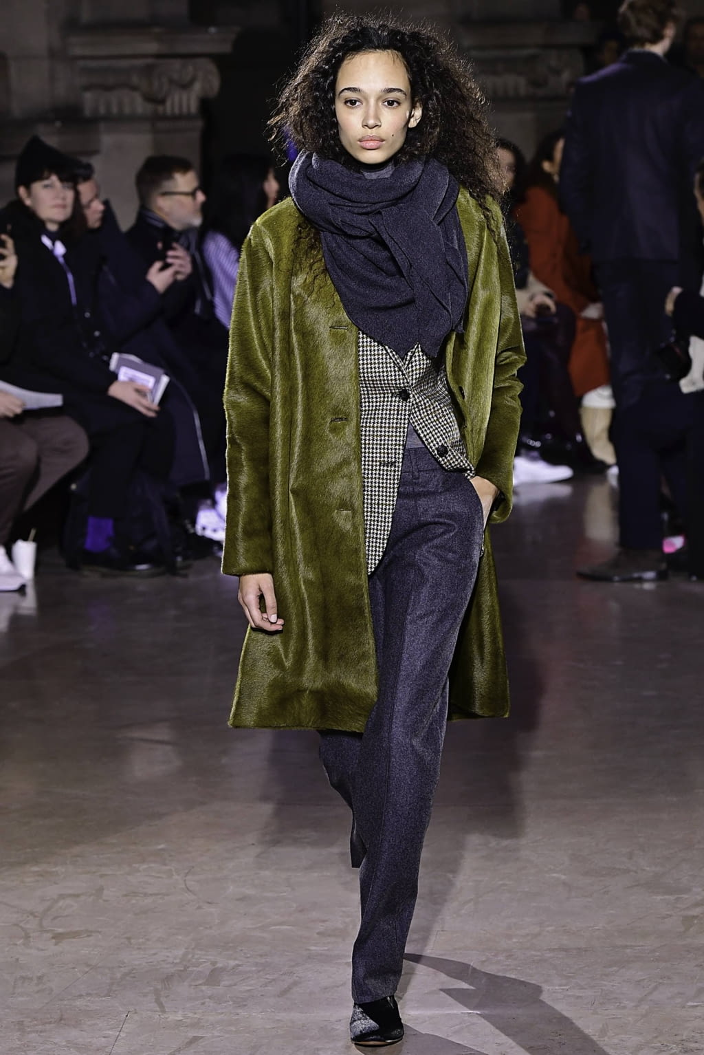 Fashion Week Paris Fall/Winter 2019 look 8 from the Officine Générale collection menswear