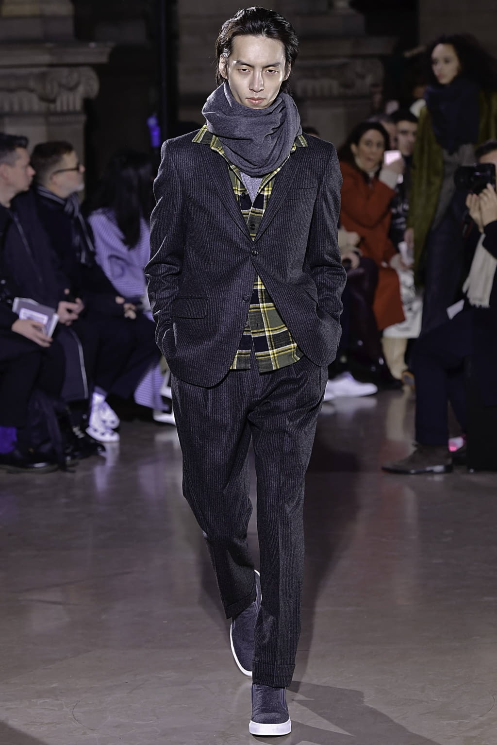 Fashion Week Paris Fall/Winter 2019 look 13 from the Officine Générale collection menswear