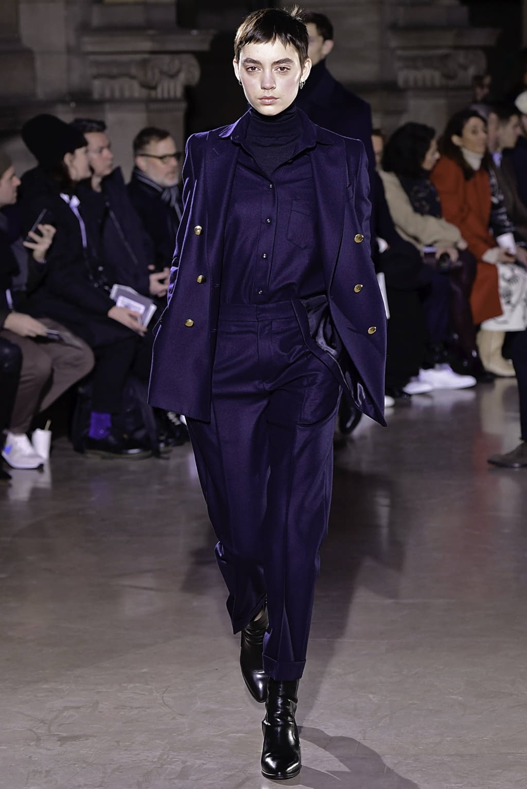 Fashion Week Paris Fall/Winter 2019 look 25 from the Officine Générale collection menswear