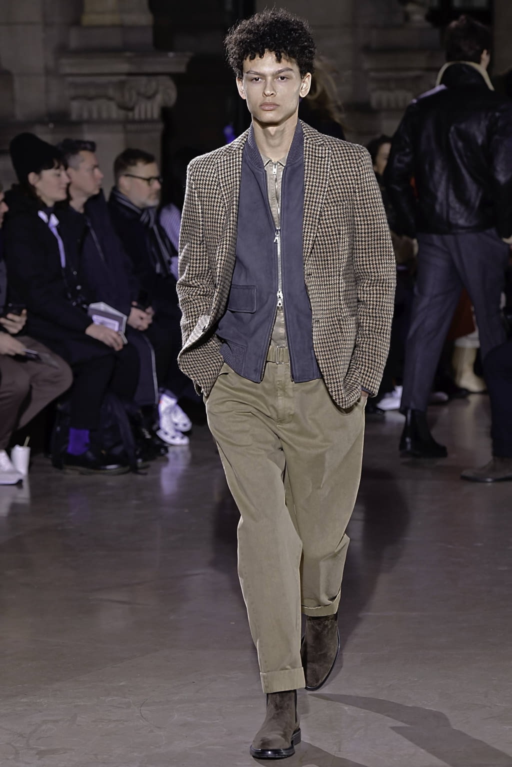 Fashion Week Paris Fall/Winter 2019 look 33 from the Officine Générale collection 男装